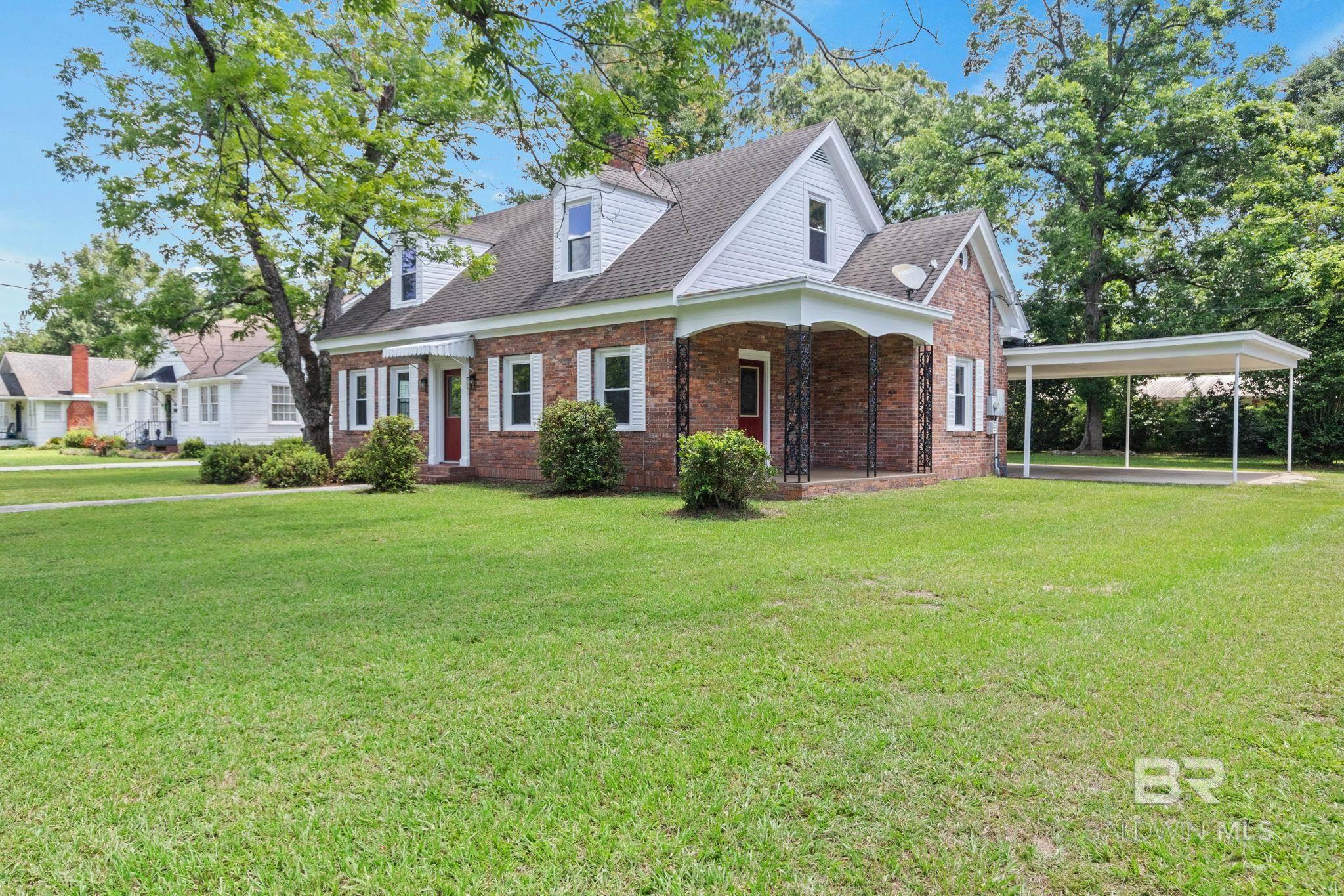 https://zimg.paragon.ice.com/ParagonImages/Property/PG/BCAR/398021/2/0/0/3c39c591d32bc287a757a46e7664b8c8/7/3f624b2e30b60fab4f6b5d95ff661a78/398021-d31555a2-74af-4804-b2c6-93b1311cc033.JPG