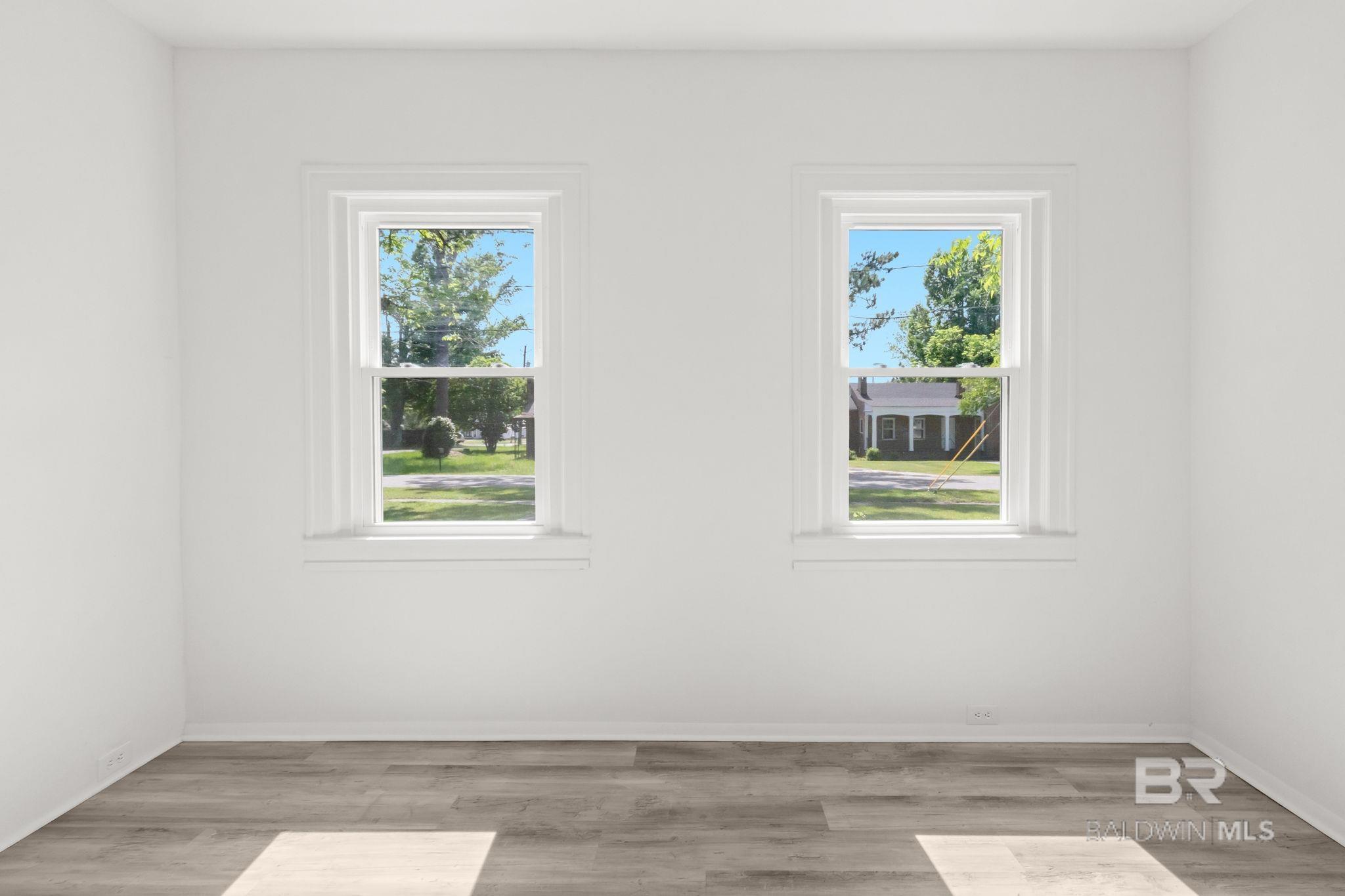 https://zimg.paragon.ice.com/ParagonImages/Property/PG/BCAR/398021/29/0/0/8c9081f4048d1f3f6da3535e34990e0e/7/3f624b2e30b60fab4f6b5d95ff661a78/398021-68429688-0325-474e-b744-8f5b9b68f9e2.JPG