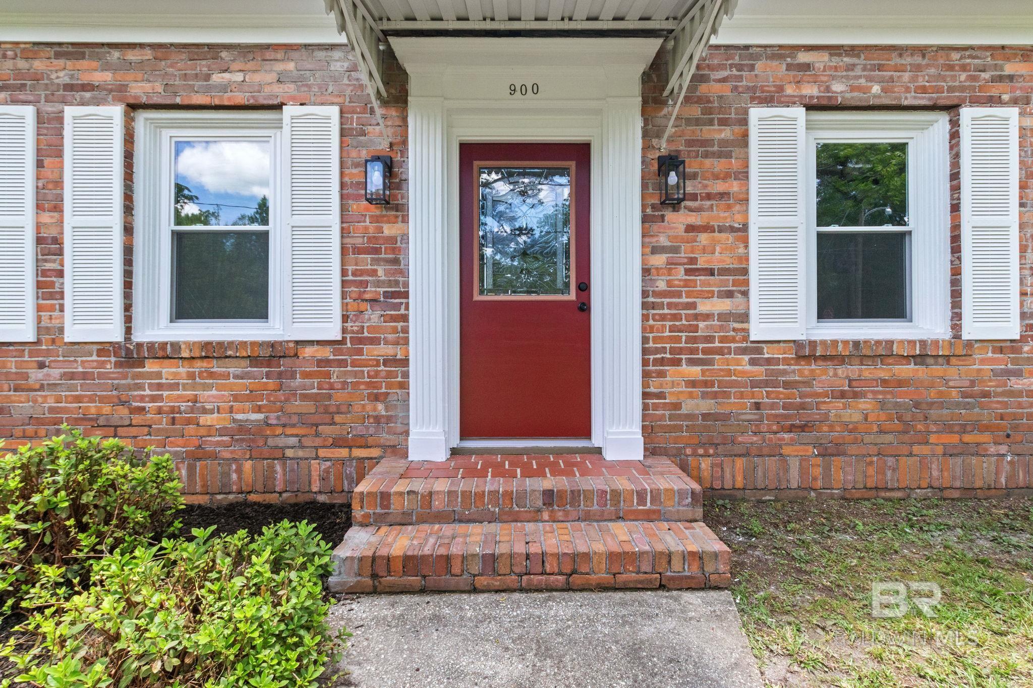 https://zimg.paragon.ice.com/ParagonImages/Property/PG/BCAR/398021/3/0/0/68c1cca755b715dba8101776f1db8725/7/3f624b2e30b60fab4f6b5d95ff661a78/398021-13862287-d245-445d-9bf3-b7322c22b540.JPG