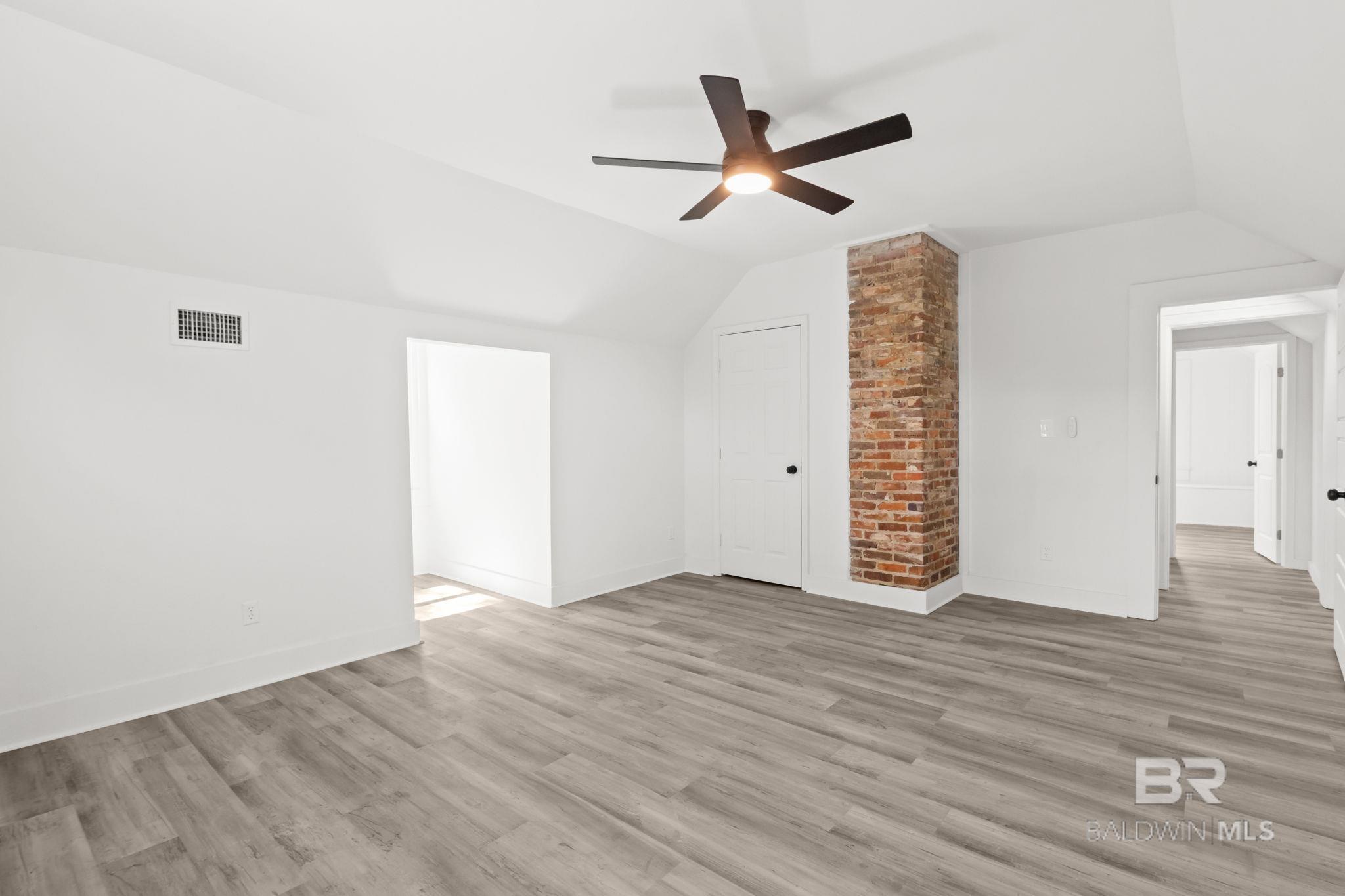 https://zimg.paragon.ice.com/ParagonImages/Property/PG/BCAR/398021/37/0/0/8c09d1e98929d91c4238357b35c3c3f4/7/3f624b2e30b60fab4f6b5d95ff661a78/398021-8a9fc733-7ab5-47be-8d79-22d0bc776b87.JPG