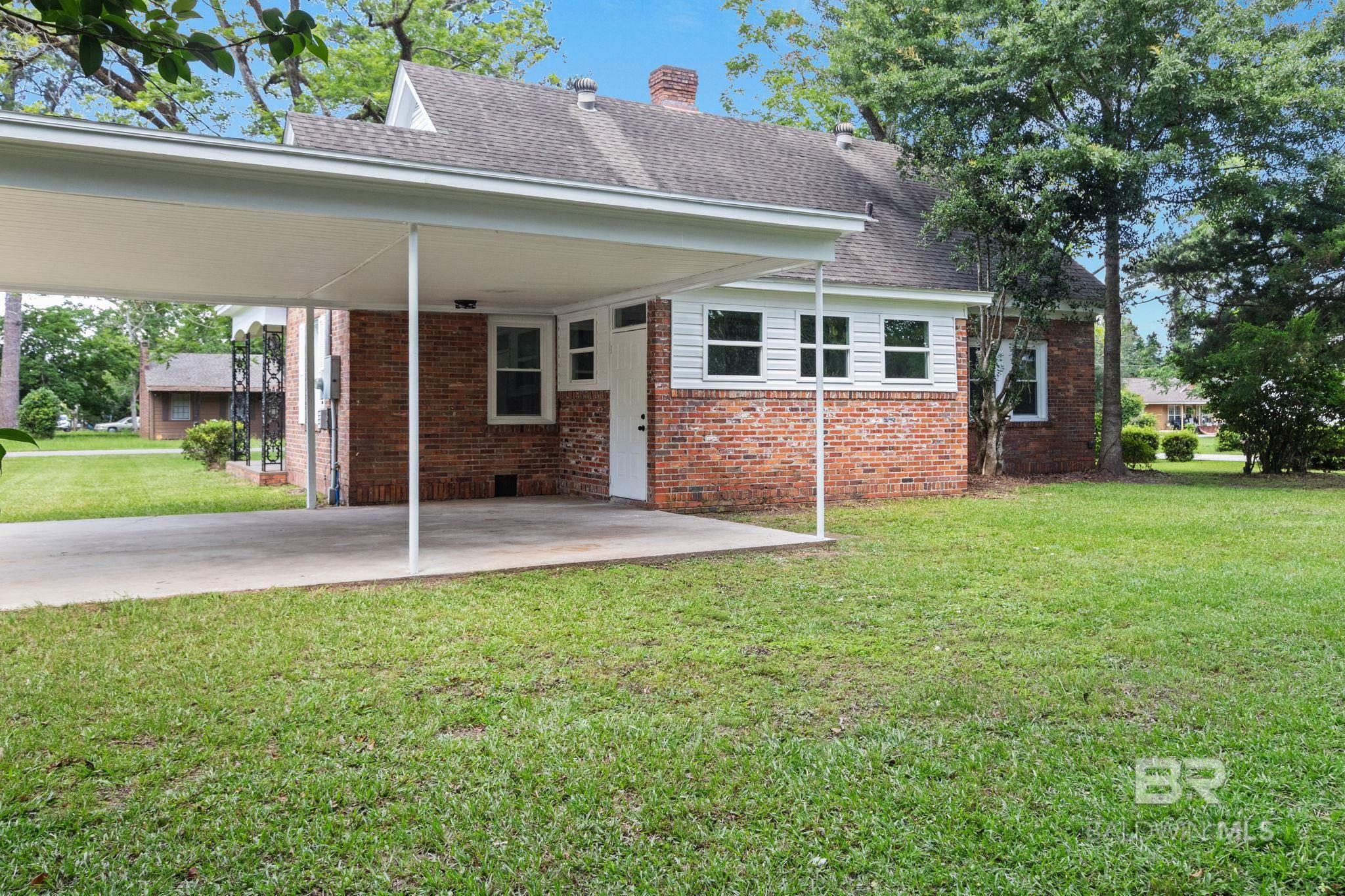 https://zimg.paragon.ice.com/ParagonImages/Property/PG/BCAR/398021/50/0/0/9c8db7ff09dcdb761701d9710282406b/7/3f624b2e30b60fab4f6b5d95ff661a78/398021-59a8830f-3a31-47ca-b960-9d4408b260b8.JPG