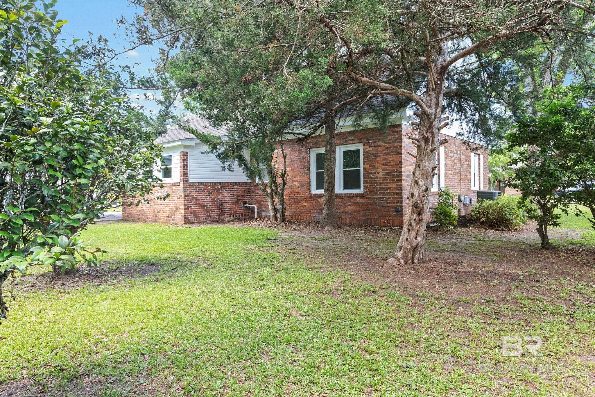 https://zimg.paragon.ice.com/ParagonImages/Property/PG/BCAR/398021/51/0/0/8e838b6d18c8bfa955c95299b9c65e2d/7/3f624b2e30b60fab4f6b5d95ff661a78/398021-58aa1d90-34ec-4a23-9e75-fda9a5d2460e.JPG