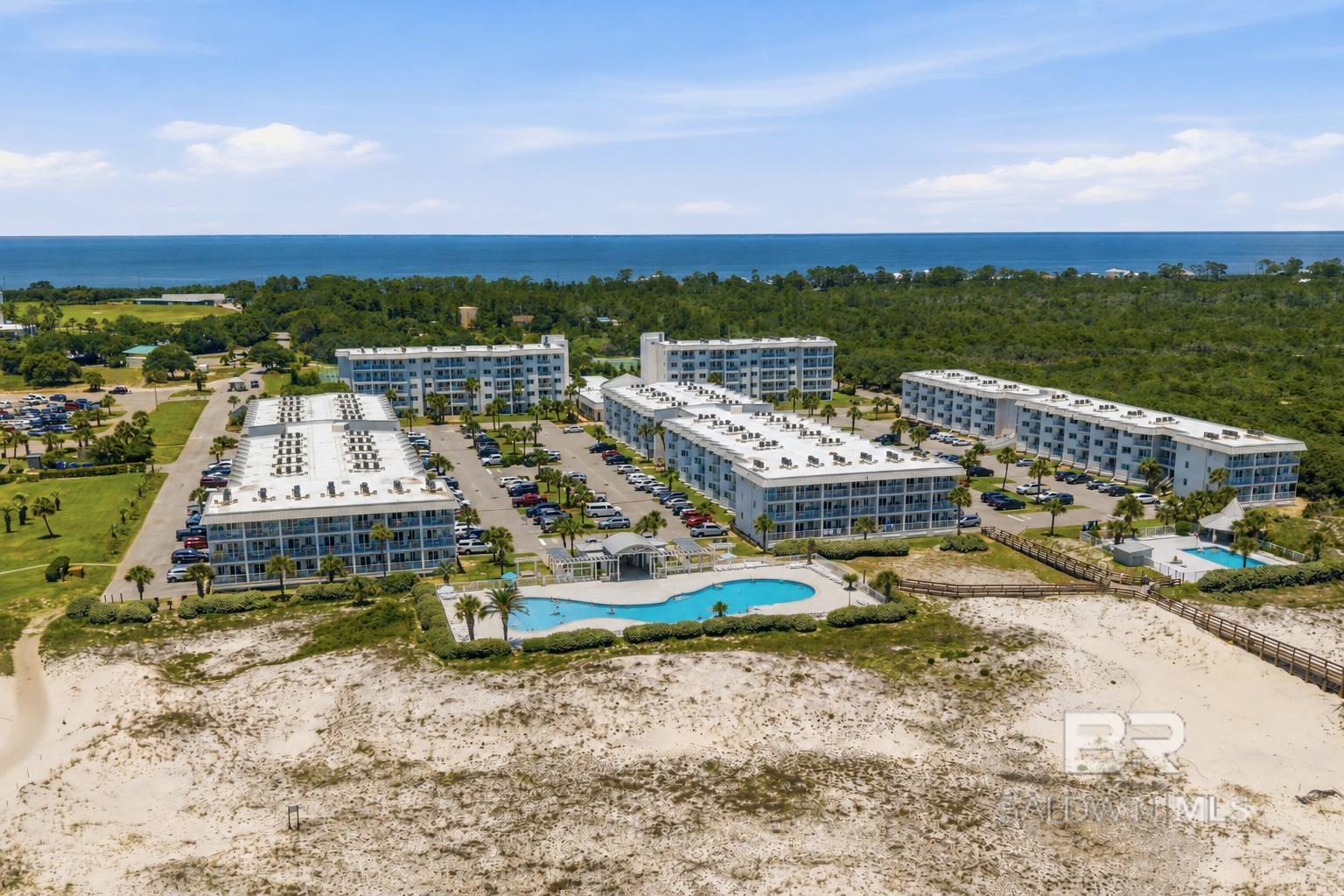 https://zimg.paragon.ice.com/ParagonImages/Property/PG/BCAR/398027/12/0/0/75bf1e179aa89b3d6bde719c02d29e81/7/2666689bbb721dd98282862ac16c6a17/398027-f5d2efff-8dcf-4453-b261-0db11f1b8ba7.JPG