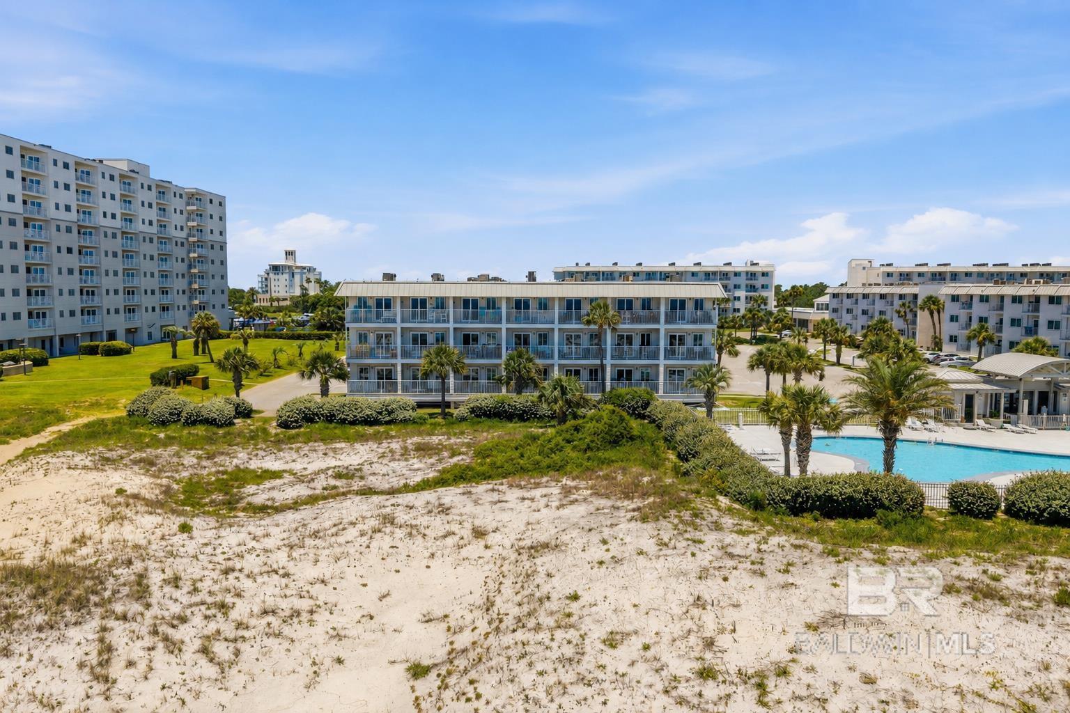 https://zimg.paragon.ice.com/ParagonImages/Property/PG/BCAR/398027/14/0/0/f6015a4318cb1344e214d1f51eda7f72/7/2666689bbb721dd98282862ac16c6a17/398027-219031d0-28de-4e73-9945-a978023b4123.JPG