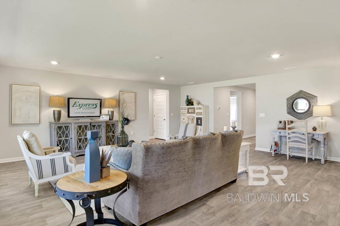 https://zimg.paragon.ice.com/ParagonImages/Property/PG/BCAR/398028/28/0/0/35b63e111d35b4b65b718e62f0539ff2/7/37208fe41e768c3479b61ca121e648a9/398028-18DB561A-798D-4766-85DE-D8F108C3686D.JPG