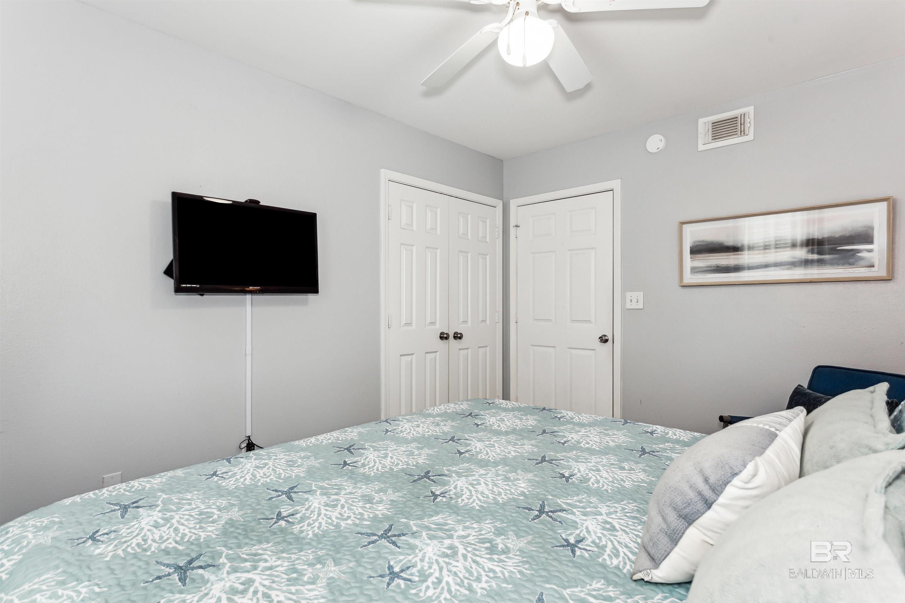 https://zimg.paragon.ice.com/ParagonImages/Property/PG/BCAR/398032/32/0/0/906f395eab2ca33c38f5a743692e54a1/7/b3a5275e516da2f0f1f4bddcd9dbe566/398032-69397f42-ba15-4dad-b326-b01377fb74fb.JPG