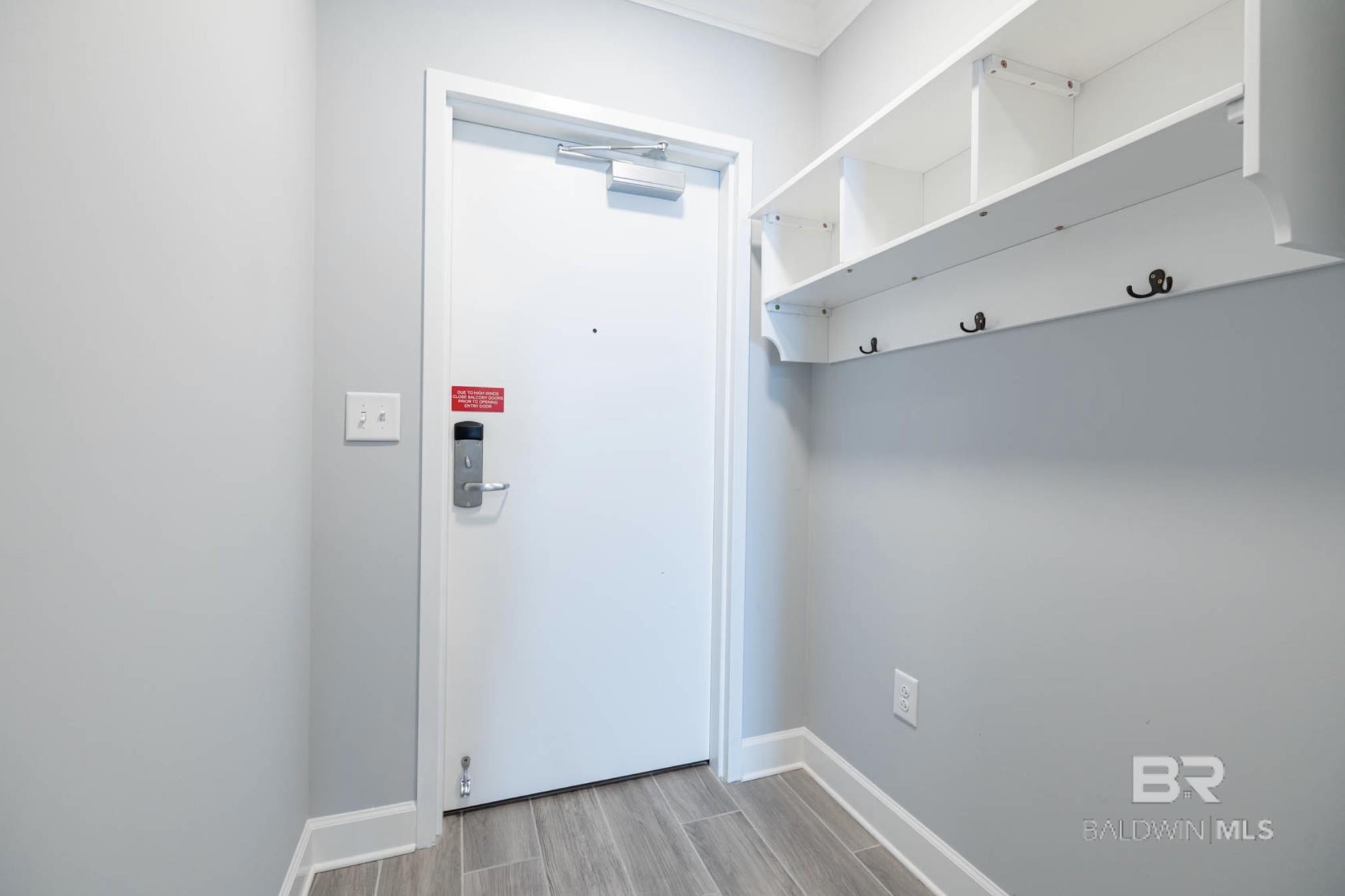 https://zimg.paragon.ice.com/ParagonImages/Property/PG/BCAR/398106/26/0/0/4dcbf93251cfc48b44b993f115089a94/7/a131ab4691212205167b746319dfe438/398106-1084d4b2-3550-485a-afdb-9bf9a277ed19.JPG
