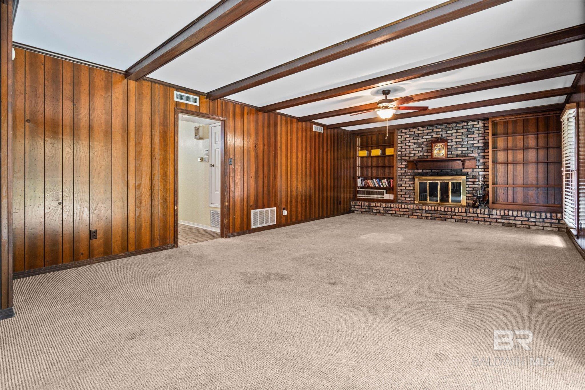 https://zimg.paragon.ice.com/ParagonImages/Property/PG/BCAR/398121/2/0/0/82e7858fee68eb1700fdb1ee359937e7/7/fb66400d45fc1409efda2bfc545f5d8a/398121-1c995b2d-8b33-4c33-8741-65a3ba69988f.JPG