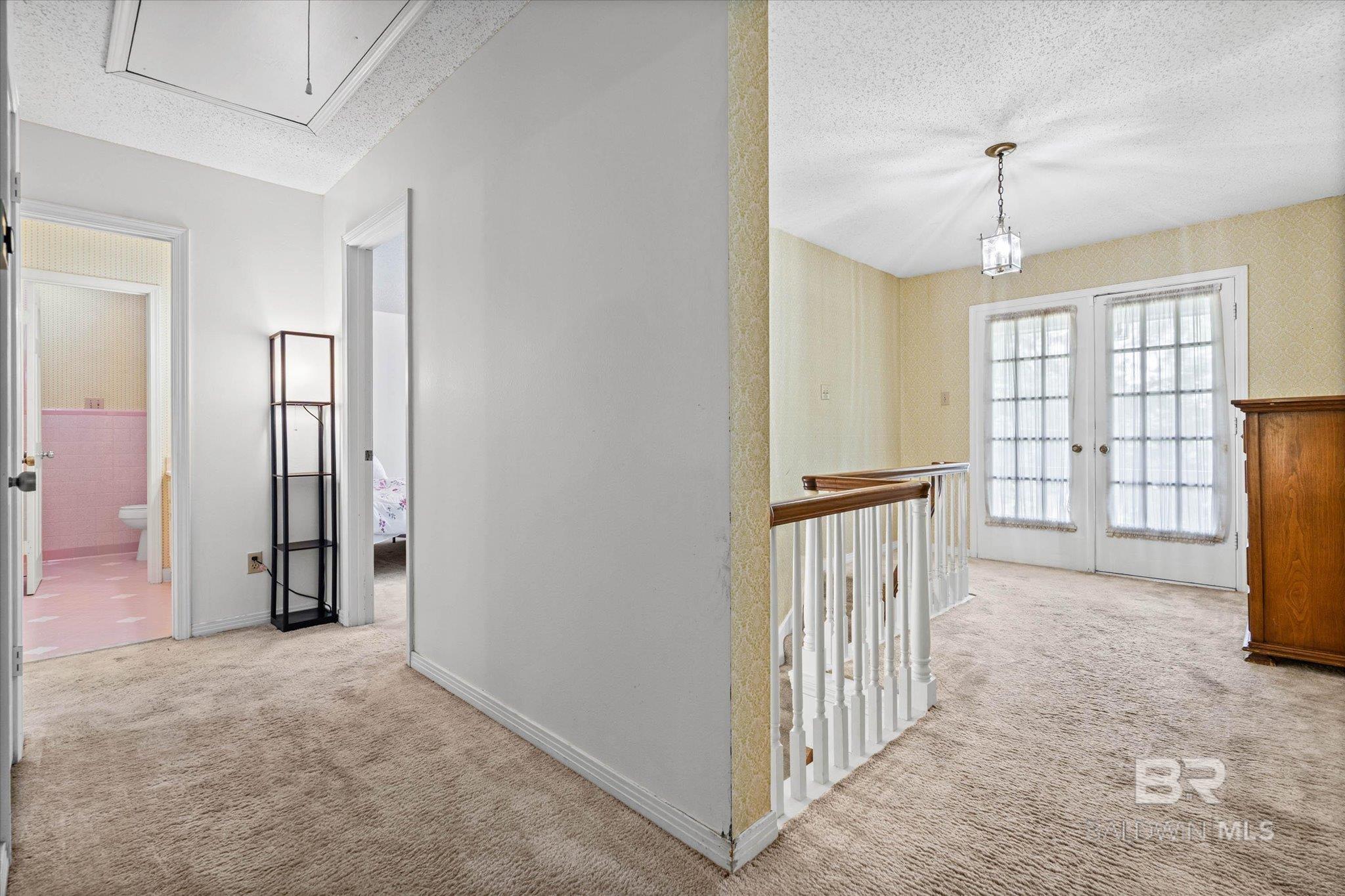 https://zimg.paragon.ice.com/ParagonImages/Property/PG/BCAR/398121/24/0/0/e4b8023d1a7684af723df8fbe8e9d919/7/fb66400d45fc1409efda2bfc545f5d8a/398121-b605fe36-7ffd-4f95-a8c2-26e98a7fb575.JPG