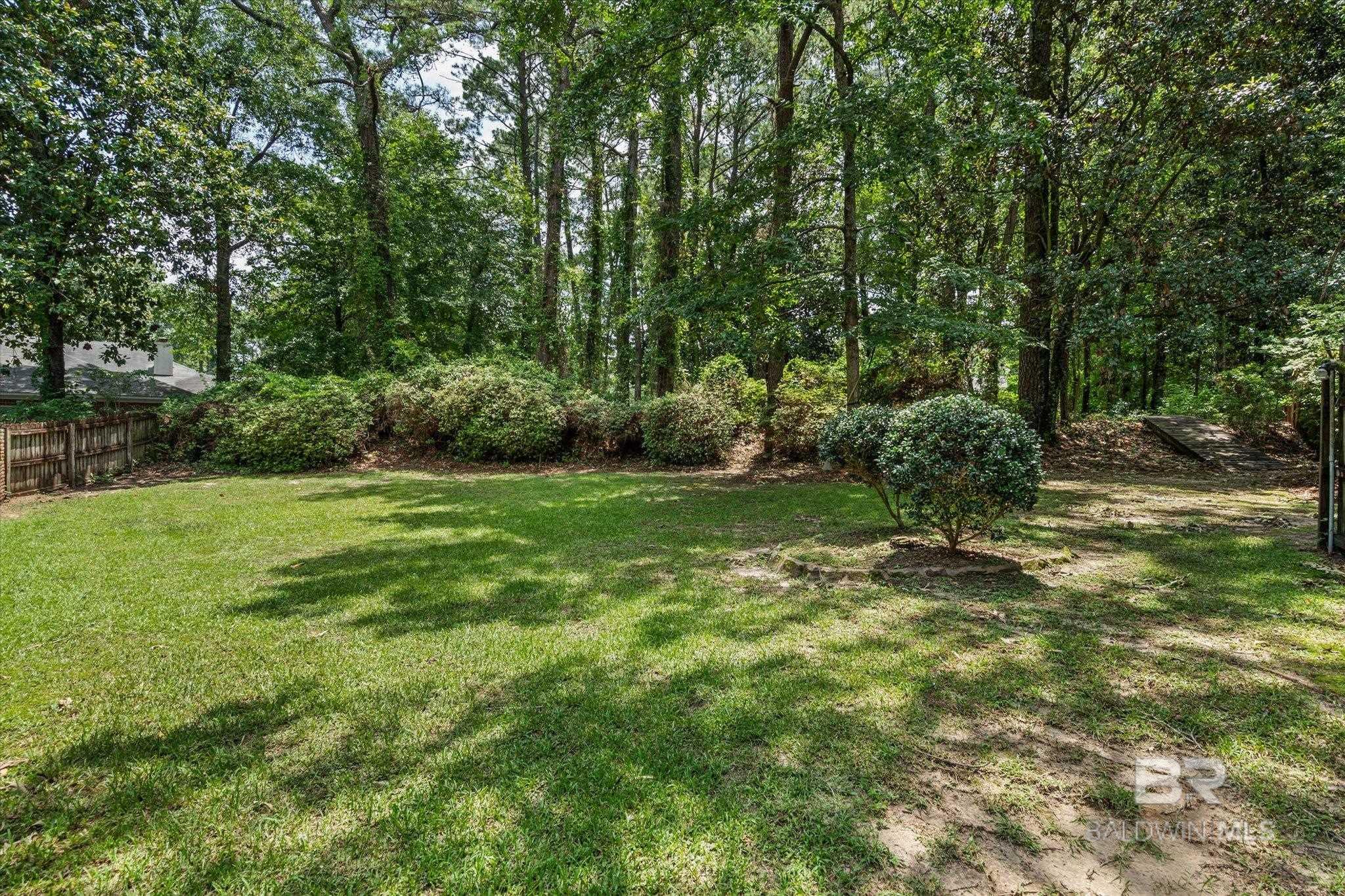 https://zimg.paragon.ice.com/ParagonImages/Property/PG/BCAR/398121/42/0/0/0407e5873d63d69bd609c33e24ebdfc0/7/fb66400d45fc1409efda2bfc545f5d8a/398121-ee1c66c0-4a81-4faf-9e8f-fbfce71cc203.JPG