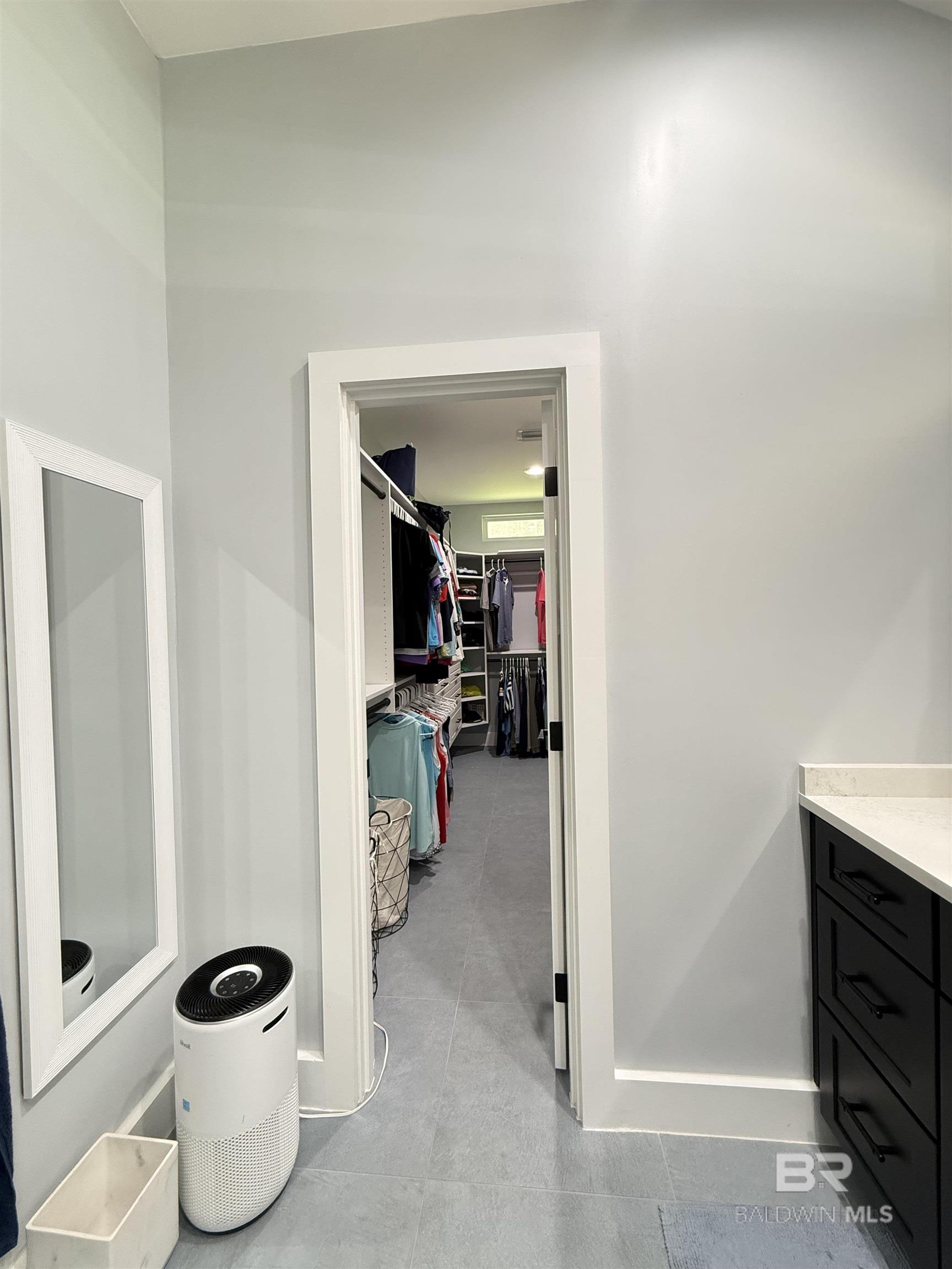 https://zimg.paragon.ice.com/ParagonImages/Property/PG/BCAR/398123/37/0/0/ca948a1da4eb5e6c1b94e3b7b978f5d3/7/7a10c22af84a843d8793574d79cea7b4/398123-d4712b2b-893d-4c54-813a-309be43b4348.JPG