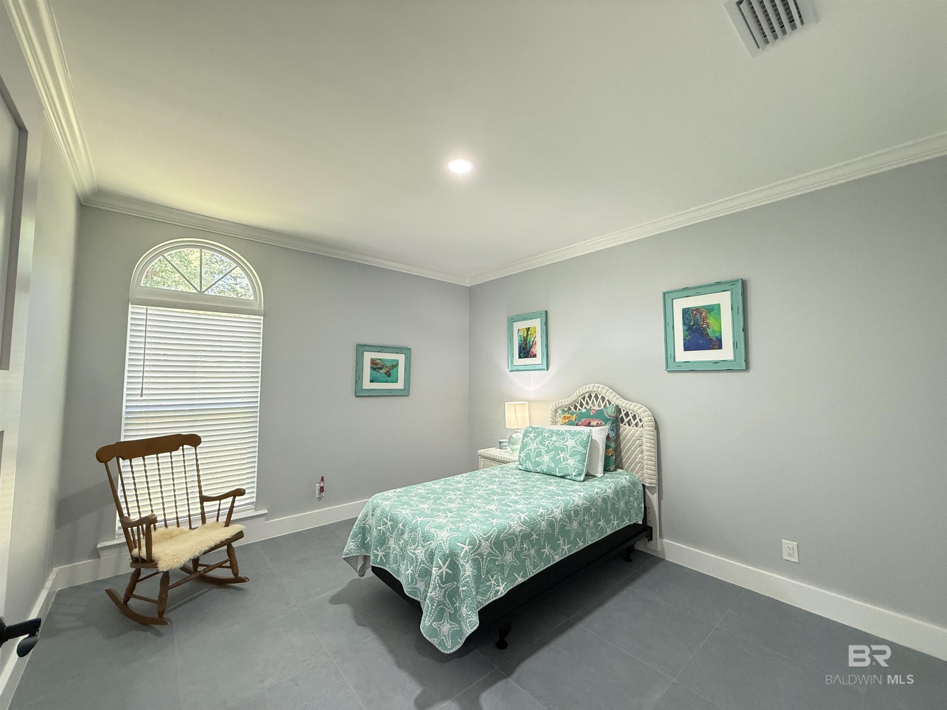 https://zimg.paragon.ice.com/ParagonImages/Property/PG/BCAR/398123/54/0/0/219d6052d2f773de899ecc6755f2b57a/7/7a10c22af84a843d8793574d79cea7b4/398123-1efcae76-d2f3-4760-9cf3-d66a4d96af8f.JPG