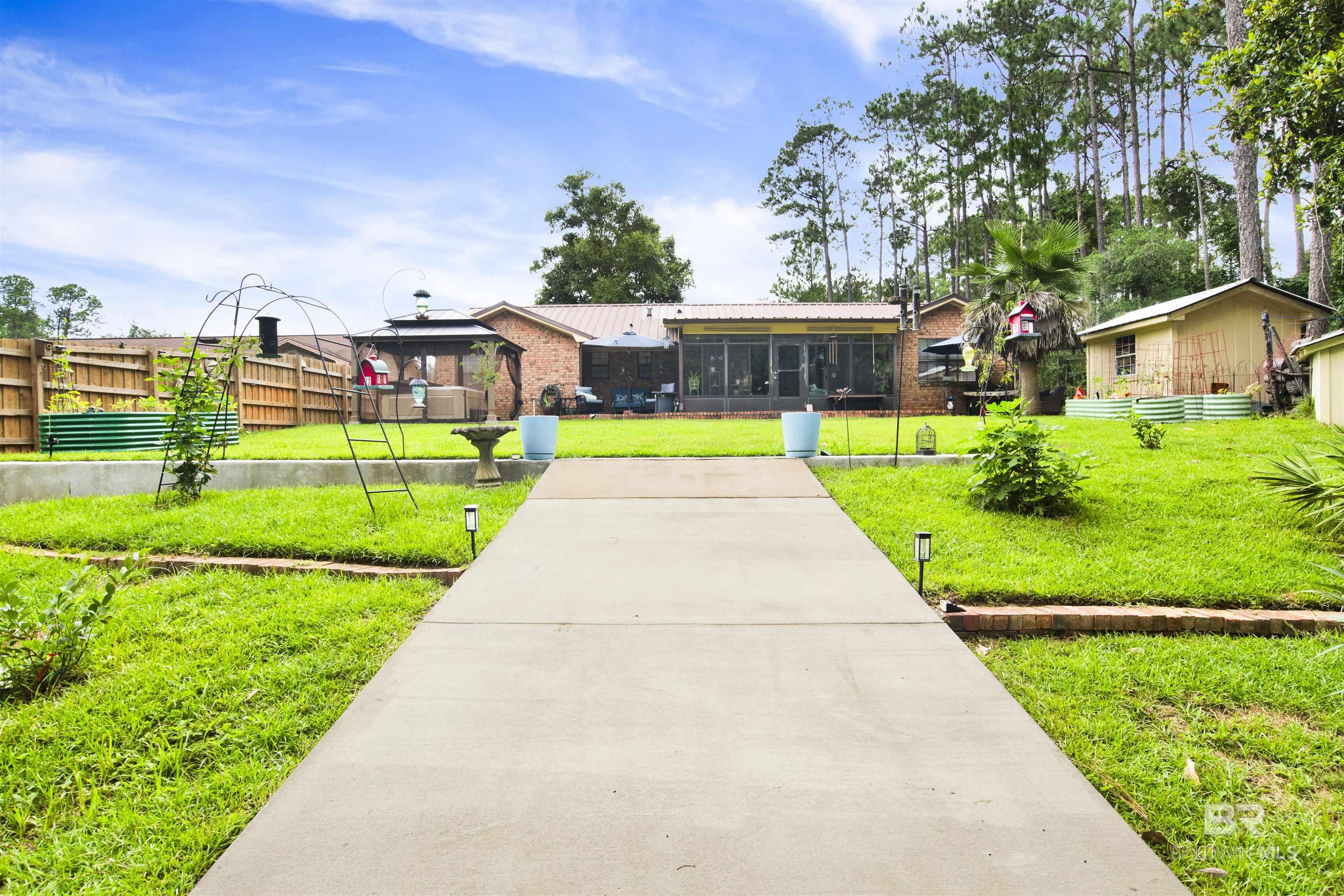https://zimg.paragon.ice.com/ParagonImages/Property/PG/BCAR/398124/42/0/0/04ea8e49cffc9a0c13f3fc6ad847f1ba/7/20b752f9435180dc6f87822e4e62b3ae/398124-c6316cb0-533a-46f2-bf69-19c5edd9d1cf.JPG