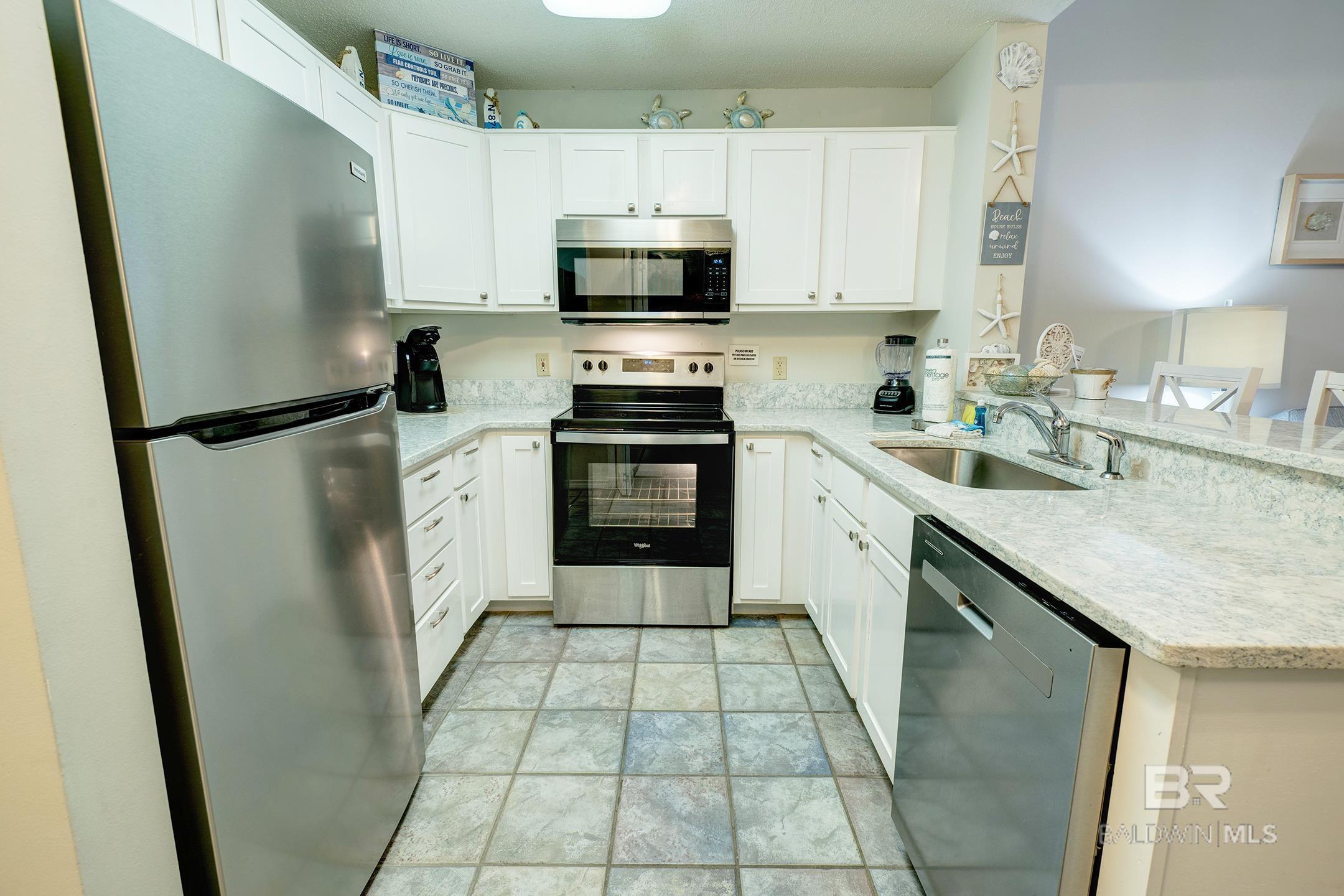 https://zimg.paragon.ice.com/ParagonImages/Property/PG/BCAR/398126/17/0/0/a5e774bba4af2b313cfda2c7647292d7/7/f0fddcd4a843a54140e3d6226c77fd23/398126-451019af-fc05-4a4c-b118-9e2774b30fcd.JPG