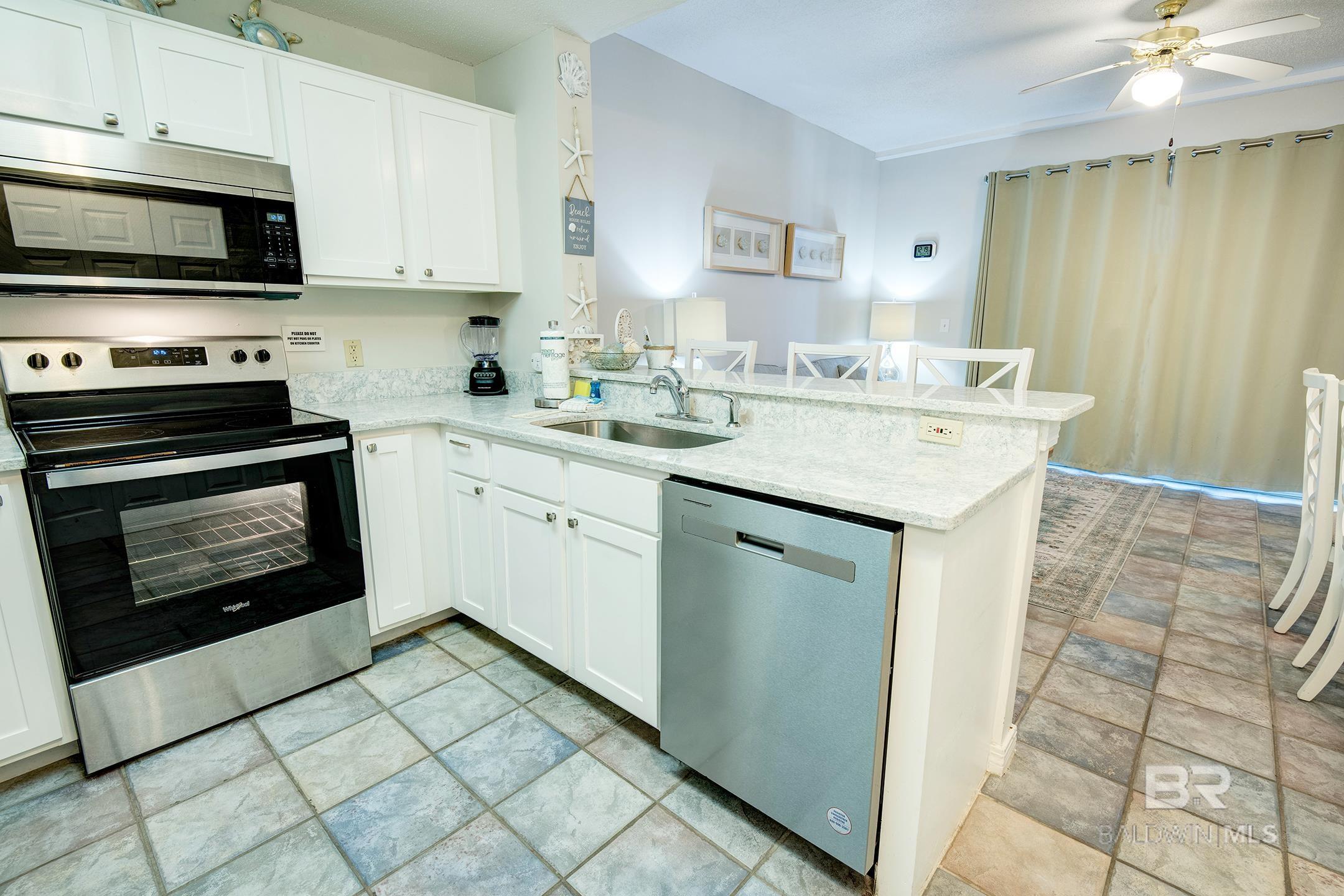 https://zimg.paragon.ice.com/ParagonImages/Property/PG/BCAR/398126/20/0/0/f91544b4b923dff09fa8fad004bad43d/7/f0fddcd4a843a54140e3d6226c77fd23/398126-3e665d17-abff-4ab4-8c69-b84c9d041566.JPG