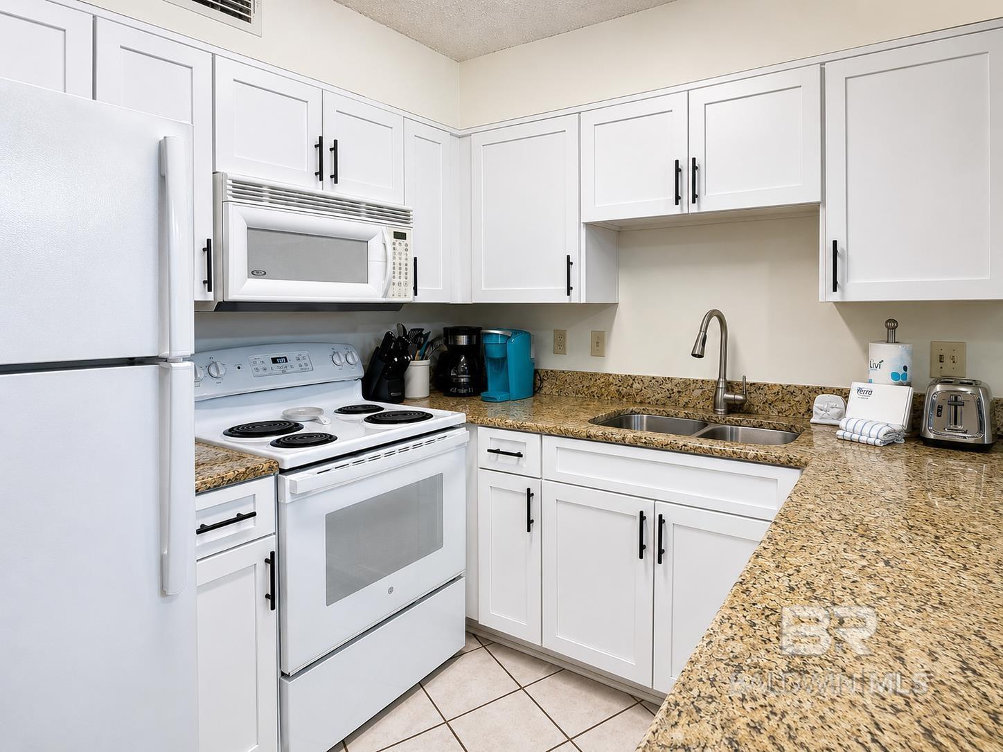 https://zimg.paragon.ice.com/ParagonImages/Property/PG/BCAR/398136/10/0/0/52283be8aadd174e9ce3f338f50bae8b/7/573fba469fb9a4c469941a1174d67702/398136-550fbd08-ba7e-4cd0-85c6-d0ecf864487e.JPG
