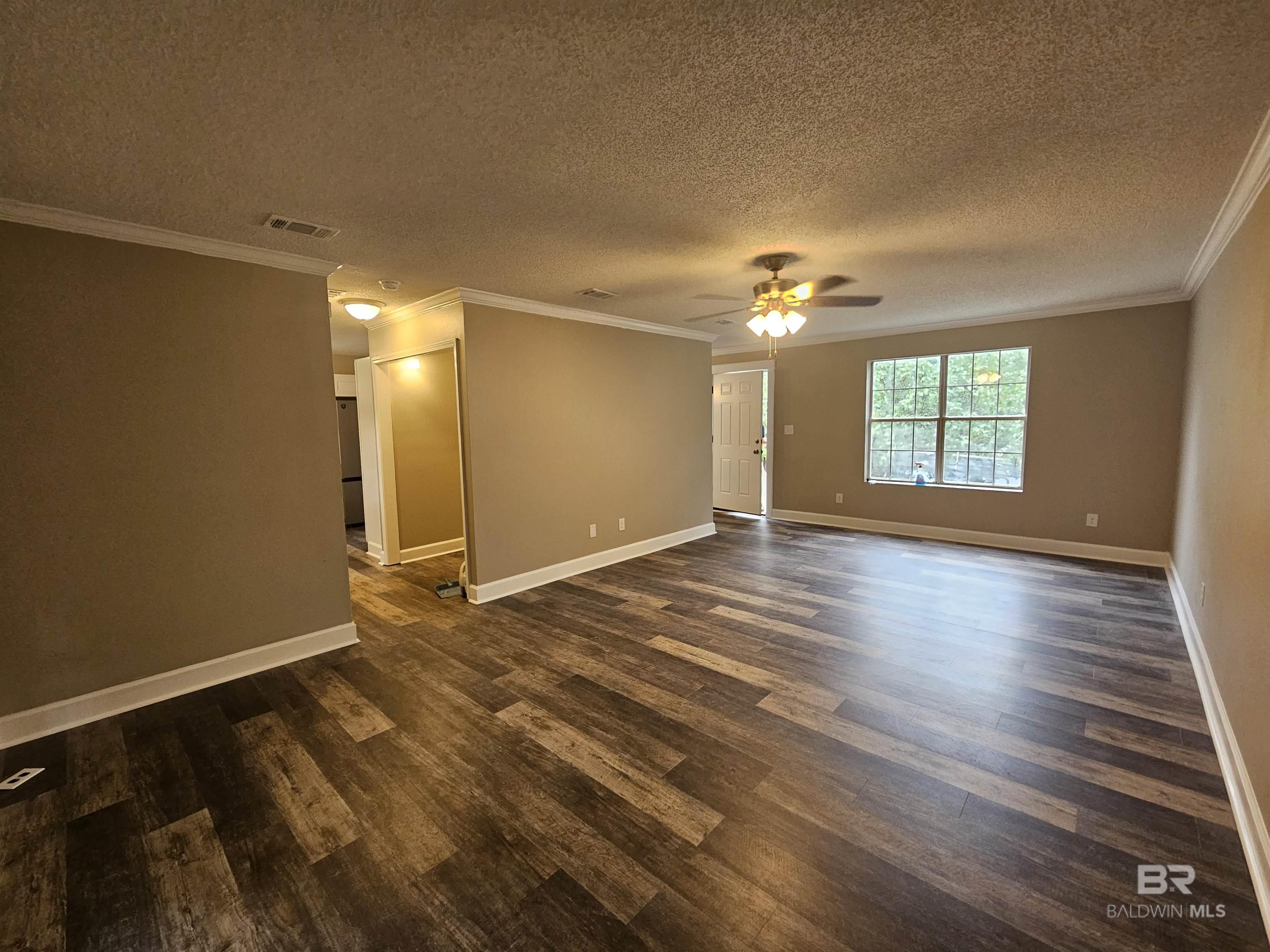 https://zimg.paragon.ice.com/ParagonImages/Property/PG/BCAR/398137/12/0/0/cd773488e96bff31edaa6800b2d65590/7/90fac06e694c16fea67f02ba37c978c4/398137-e403d279-ee9b-4b8c-aebe-52767bc5a1f1.JPG