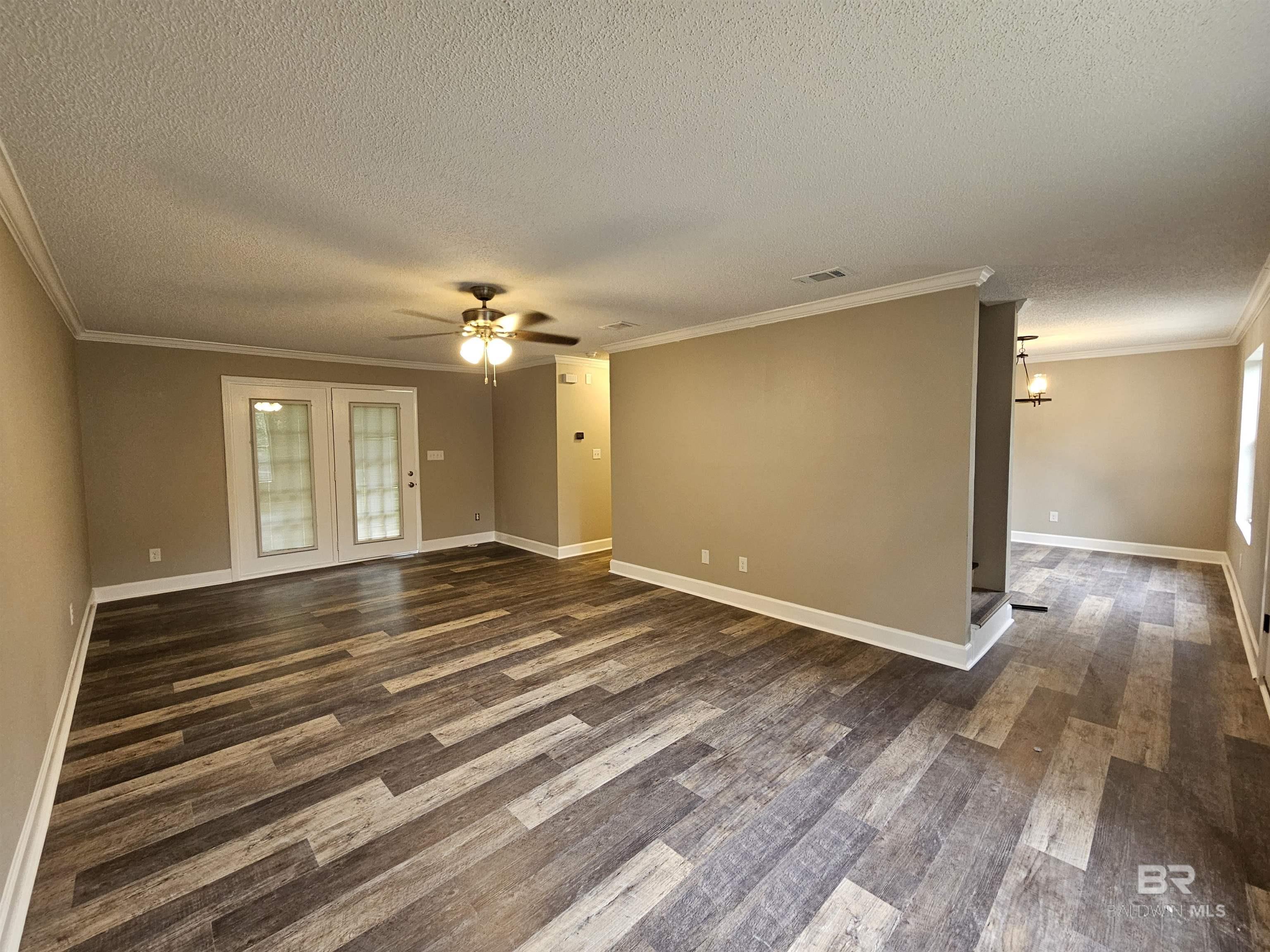 https://zimg.paragon.ice.com/ParagonImages/Property/PG/BCAR/398137/13/0/0/df965e53f79fa4ef5b18794d00807aac/7/90fac06e694c16fea67f02ba37c978c4/398137-b04be9ce-8dbb-43bb-817a-f8a714c707c6.JPG