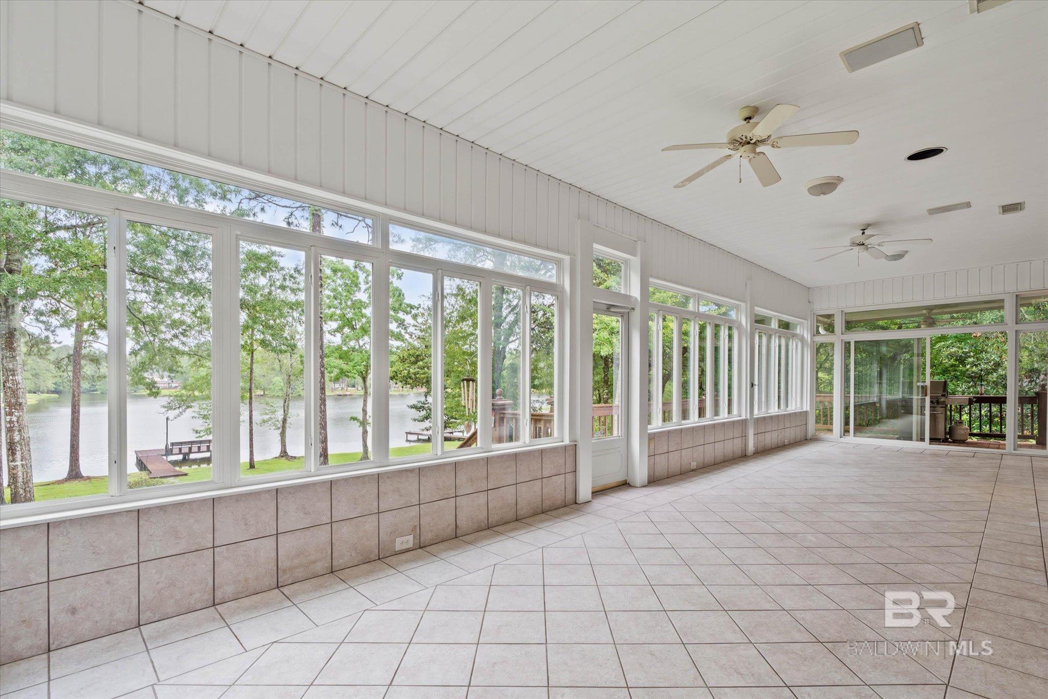 398151 | Photo 28