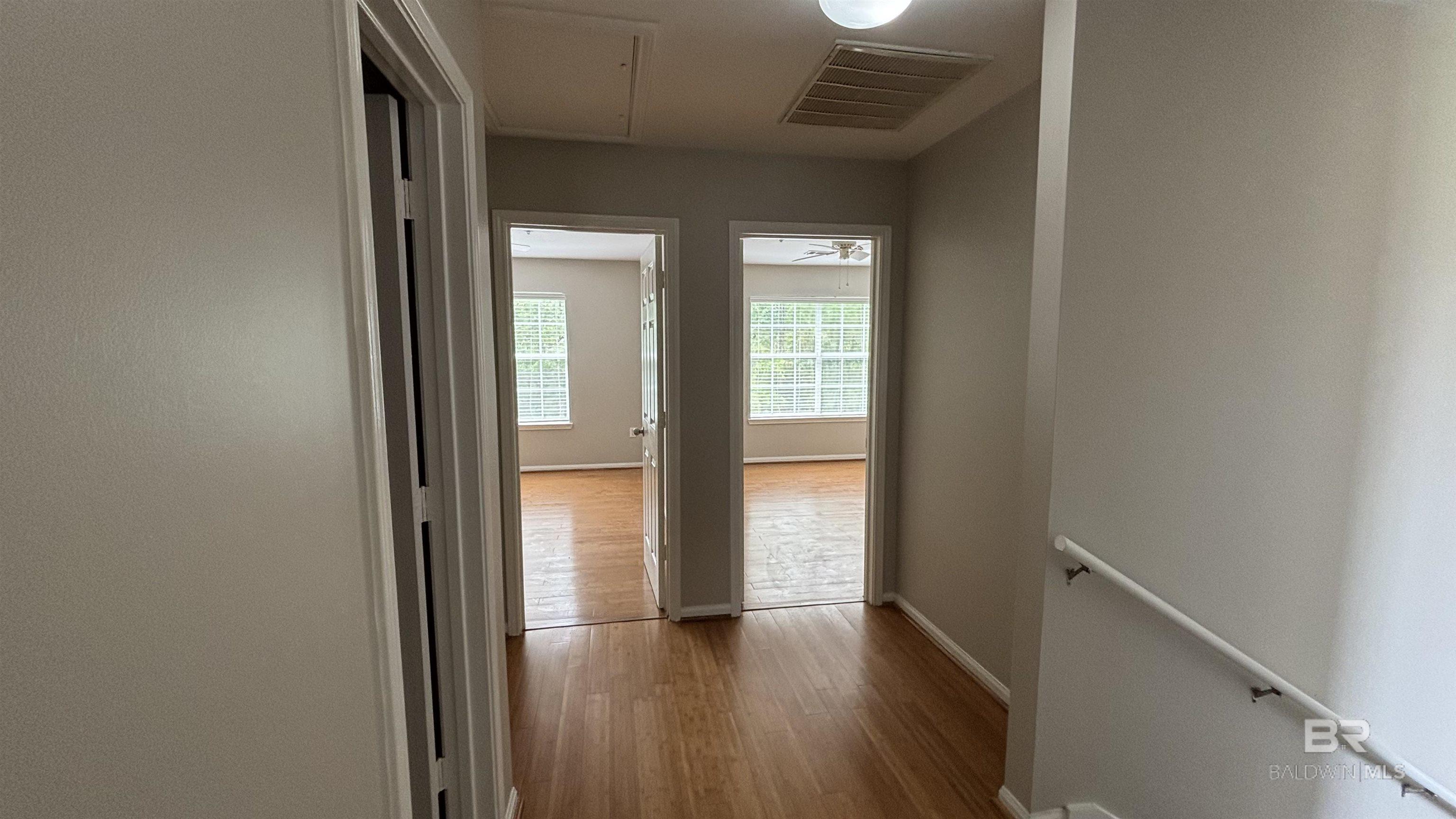 https://zimg.paragon.ice.com/ParagonImages/Property/PG/BCAR/398169/7/0/0/5fe3530916b868097a0fc7b707cdd519/7/1fee097a66c5576b7a89c5d1e6135193/398169-837F0D13-1E44-4517-B073-EB606E91E9B5.JPG