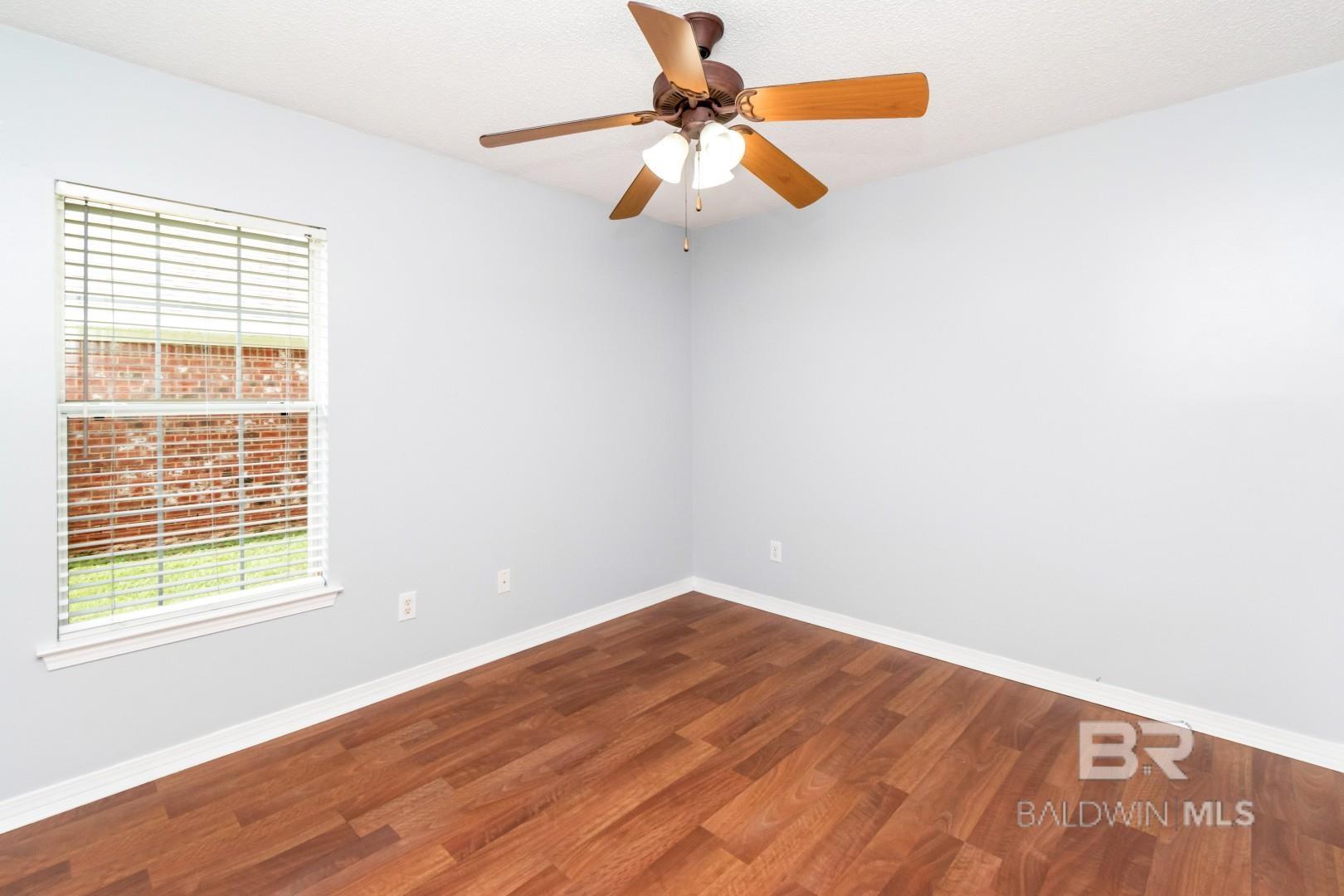 https://zimg.paragon.ice.com/ParagonImages/Property/PG/BCAR/398171/22/0/0/0d37f6caeded7115287bba57e69e0c29/7/929e5d3b78932efb884b18f0ff3881c8/398171-c0e4bbd6-8601-45d9-9148-c47a55cee9e5.JPG