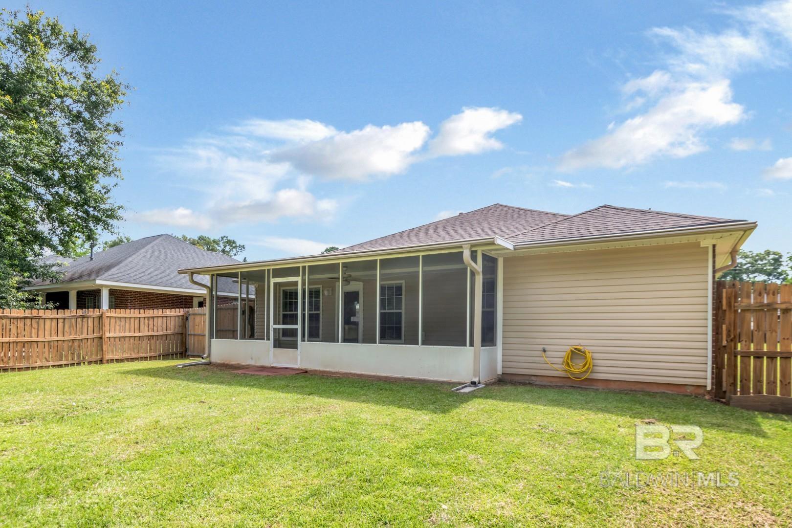 https://zimg.paragon.ice.com/ParagonImages/Property/PG/BCAR/398171/32/0/0/cc3e9cda6938f0d1f49b1754d2d31897/7/929e5d3b78932efb884b18f0ff3881c8/398171-cf8d508d-87cb-451d-ba21-ab8ae55591ca.JPG