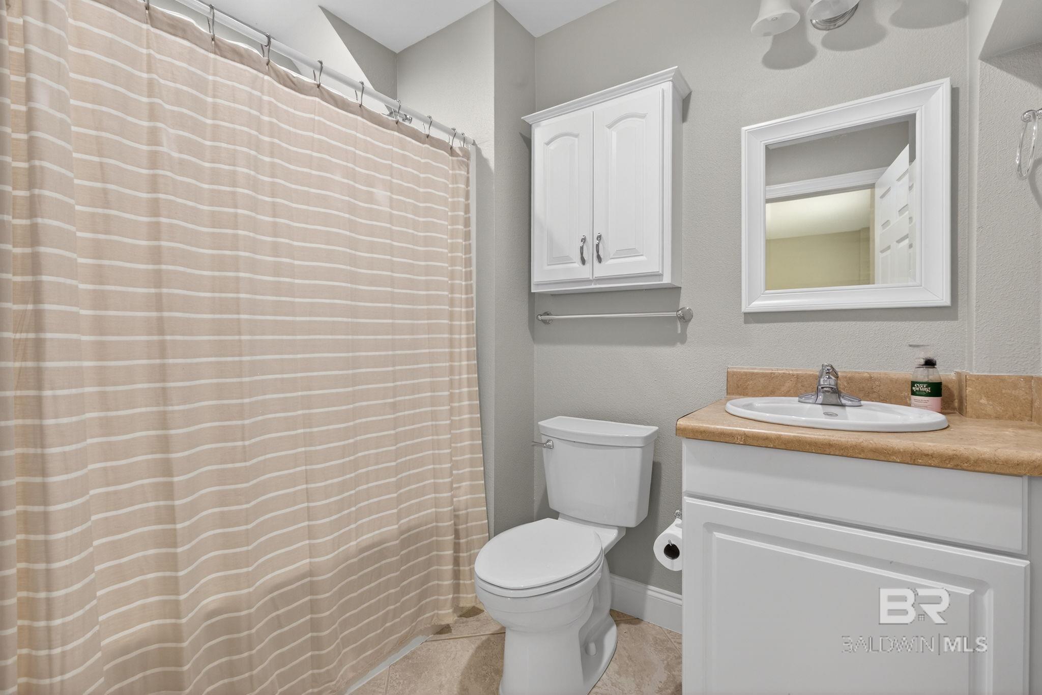 https://zimg.paragon.ice.com/ParagonImages/Property/PG/BCAR/398172/34/0/0/dce2f57b3aab3bc8f57e26dc26f848fa/7/ec38abc77a5054407c54d4dbd640410f/398172-71A3D86B-7663-4BEE-9021-4DBAF8FD7AC4.JPG