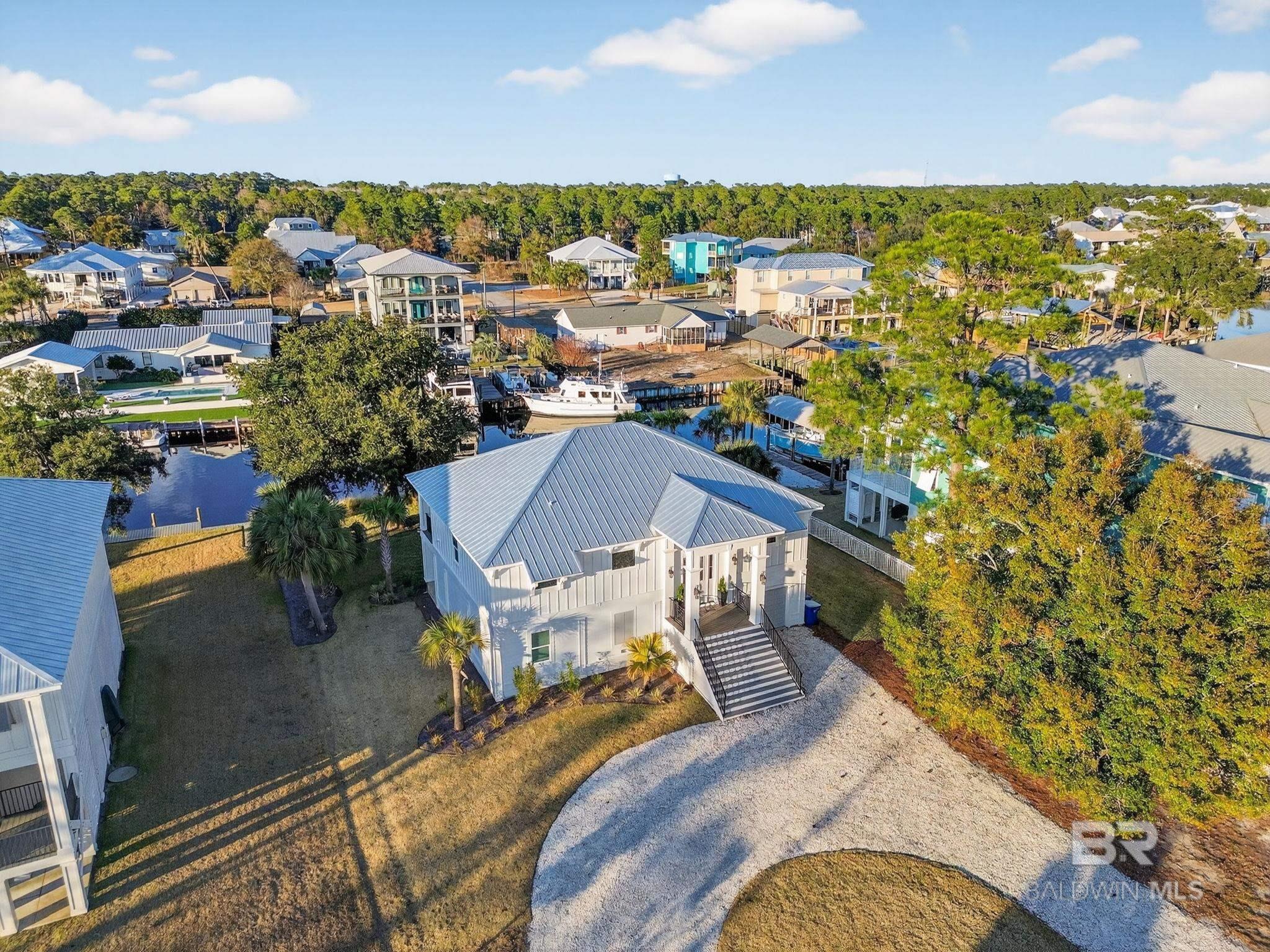 https://zimg.paragon.ice.com/ParagonImages/Property/PG/BCAR/398172/46/0/0/e33049bd6f5e965712bd05e2f786b383/7/ec38abc77a5054407c54d4dbd640410f/398172-14081016-428F-4E33-AB73-500FE4C51552.JPG