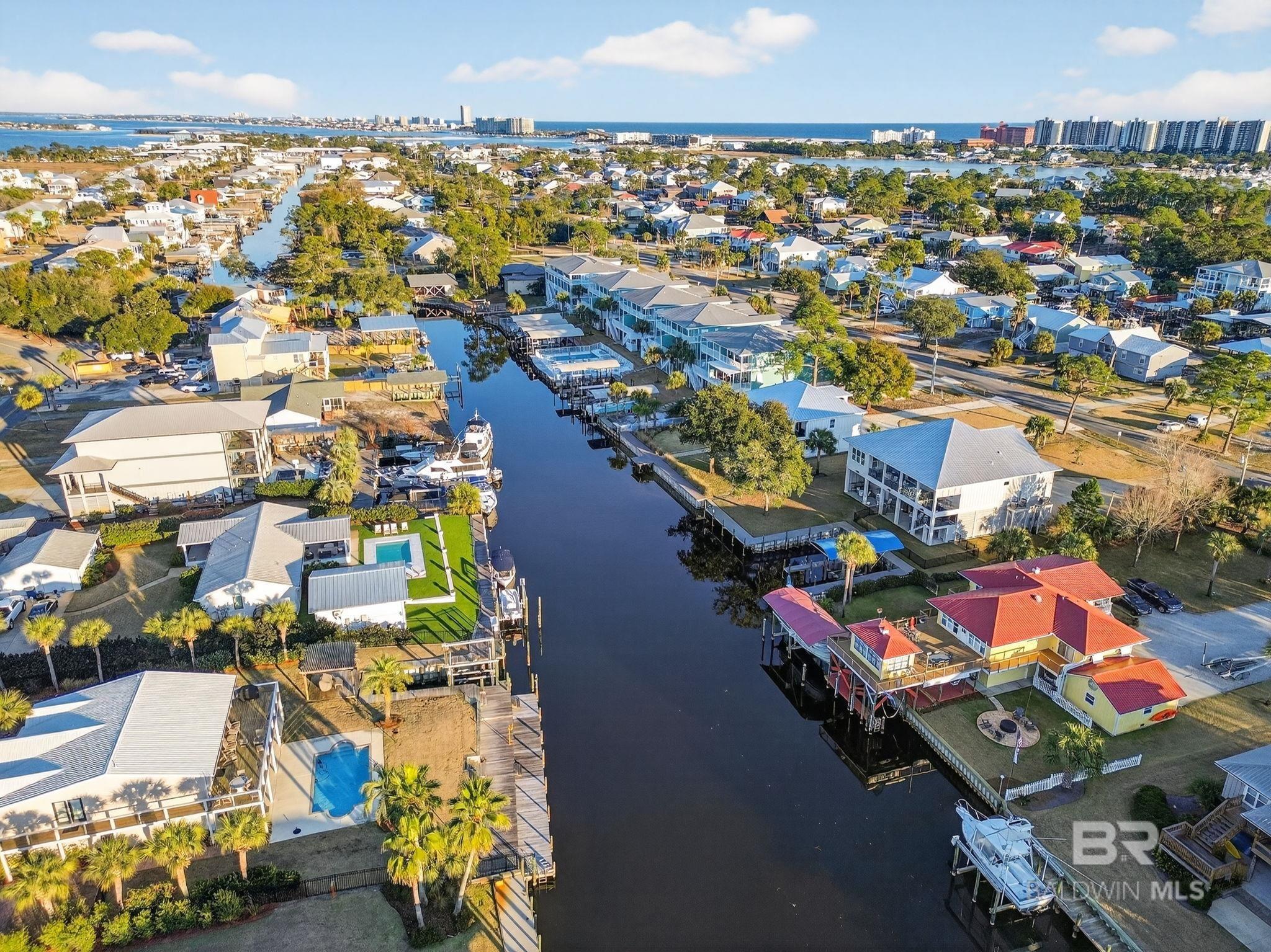 https://zimg.paragon.ice.com/ParagonImages/Property/PG/BCAR/398172/47/0/0/e365f624290affd6784e55c9e4fc4afc/7/ec38abc77a5054407c54d4dbd640410f/398172-BD9DFCEB-C7A6-43E1-A15B-F54453F87316.JPG