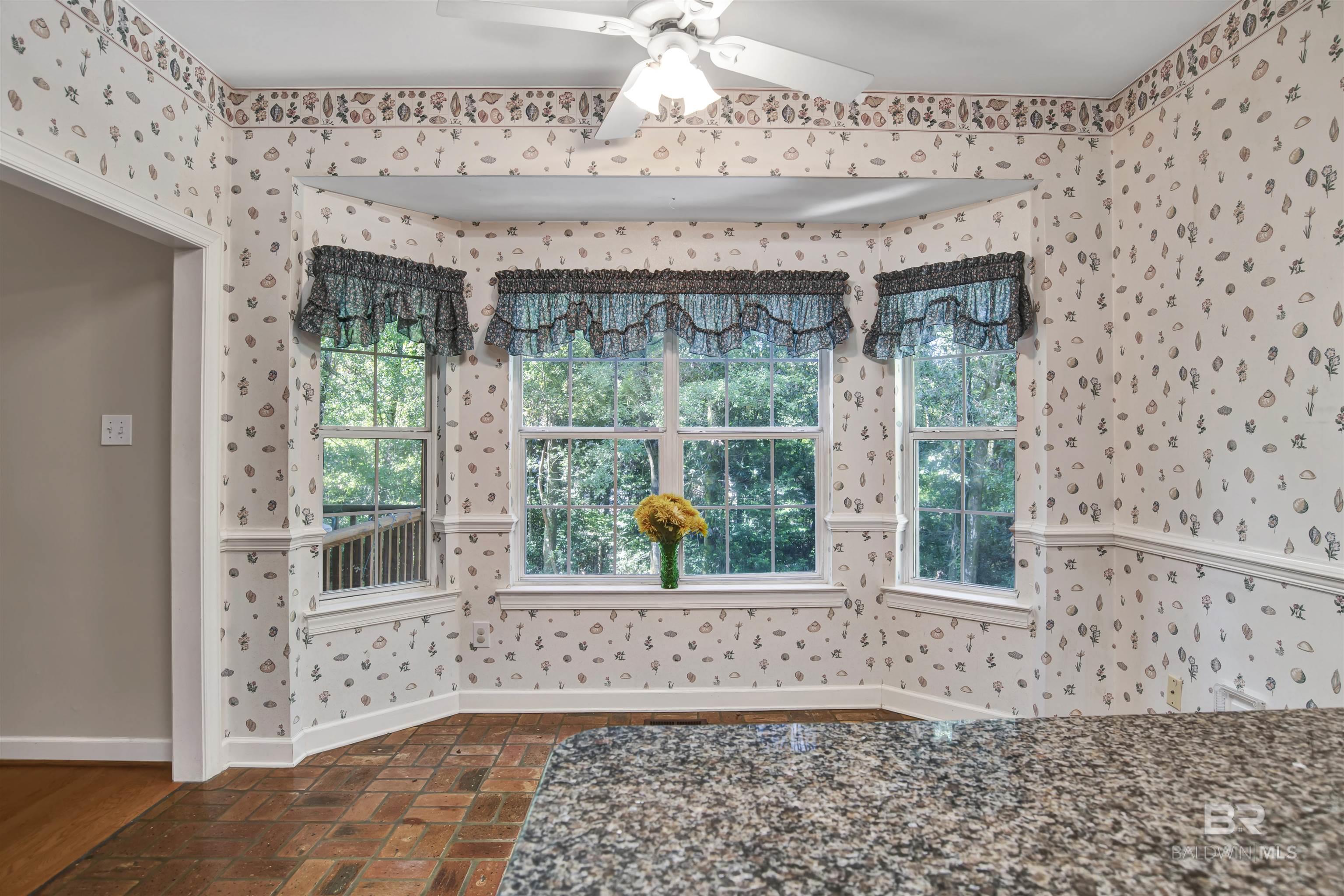 https://zimg.paragon.ice.com/ParagonImages/Property/PG/BCAR/398173/19/0/0/ac4ad8750156f53c13d25e7bcc78fcb5/7/720b4e7c2774d71a1aa4062b3132e5b1/398173-4f7b2235-5701-4372-bd4e-ebc373dccf08.JPG