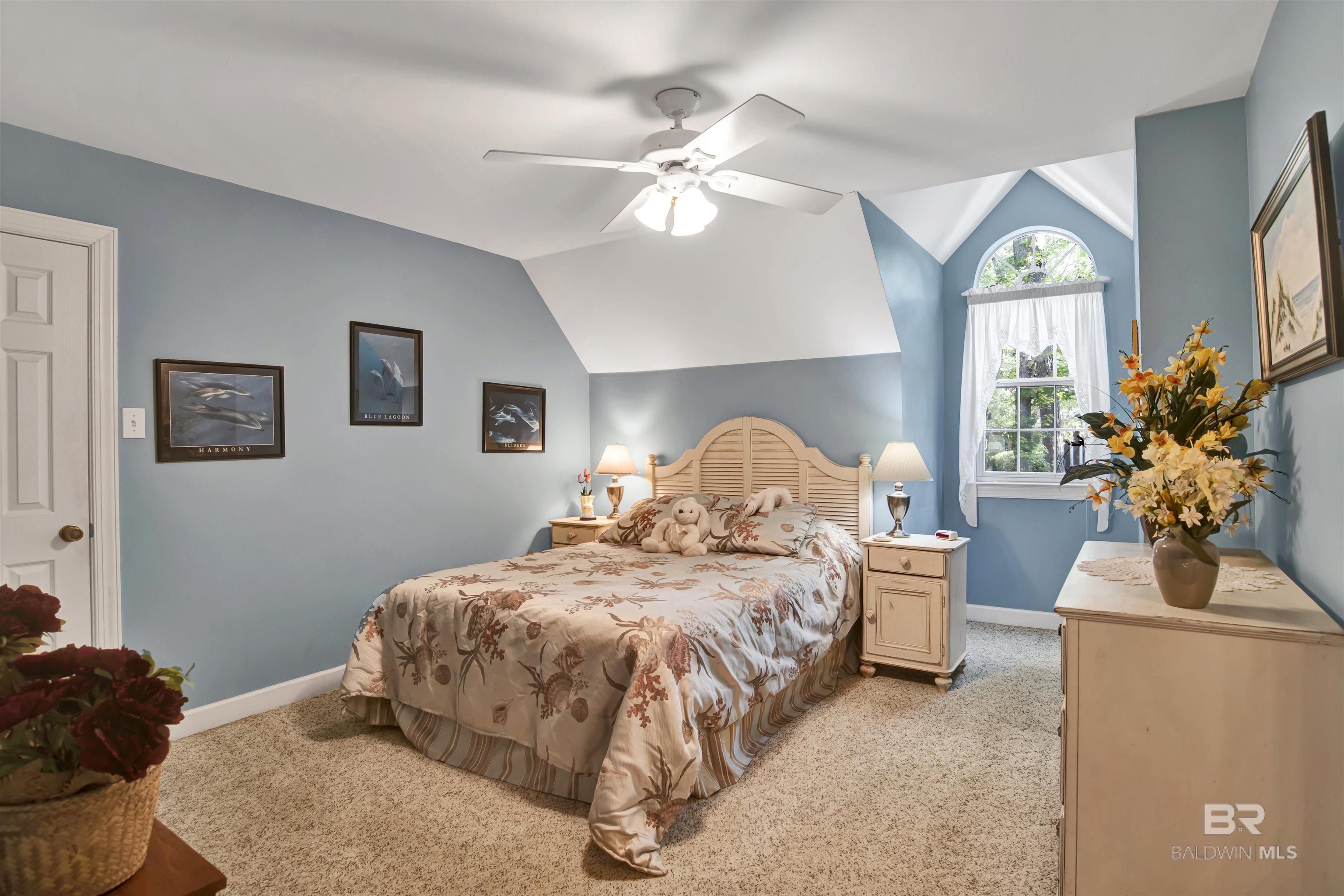 https://zimg.paragon.ice.com/ParagonImages/Property/PG/BCAR/398173/29/0/0/d9bb885a95ea085744f543424d120248/7/720b4e7c2774d71a1aa4062b3132e5b1/398173-33a4cedd-1597-4c94-b42b-d37587c2e157.JPG