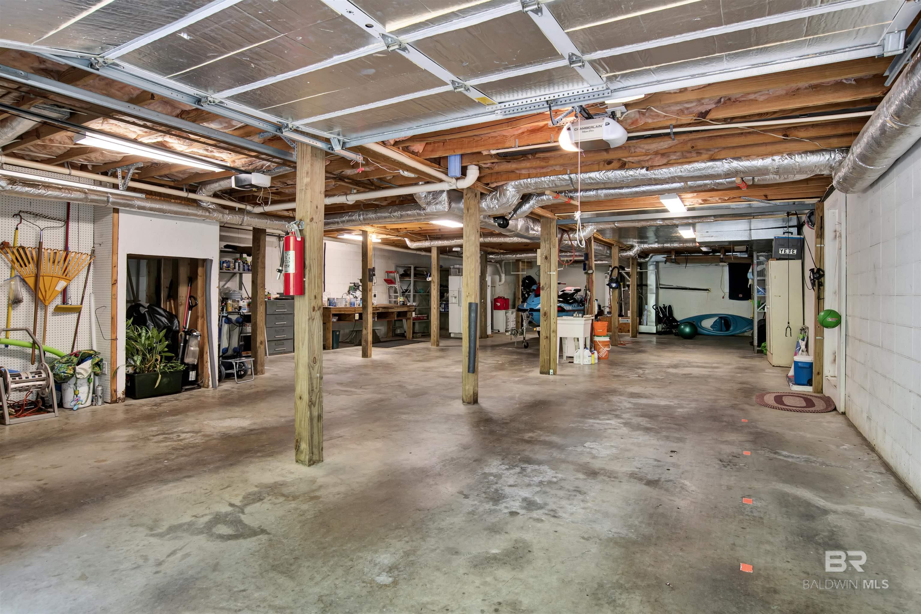https://zimg.paragon.ice.com/ParagonImages/Property/PG/BCAR/398173/36/0/0/61543c0c98598d29cb91464ff251d7ee/7/720b4e7c2774d71a1aa4062b3132e5b1/398173-66c93147-c752-4da8-947b-2df4157a54e3.JPG