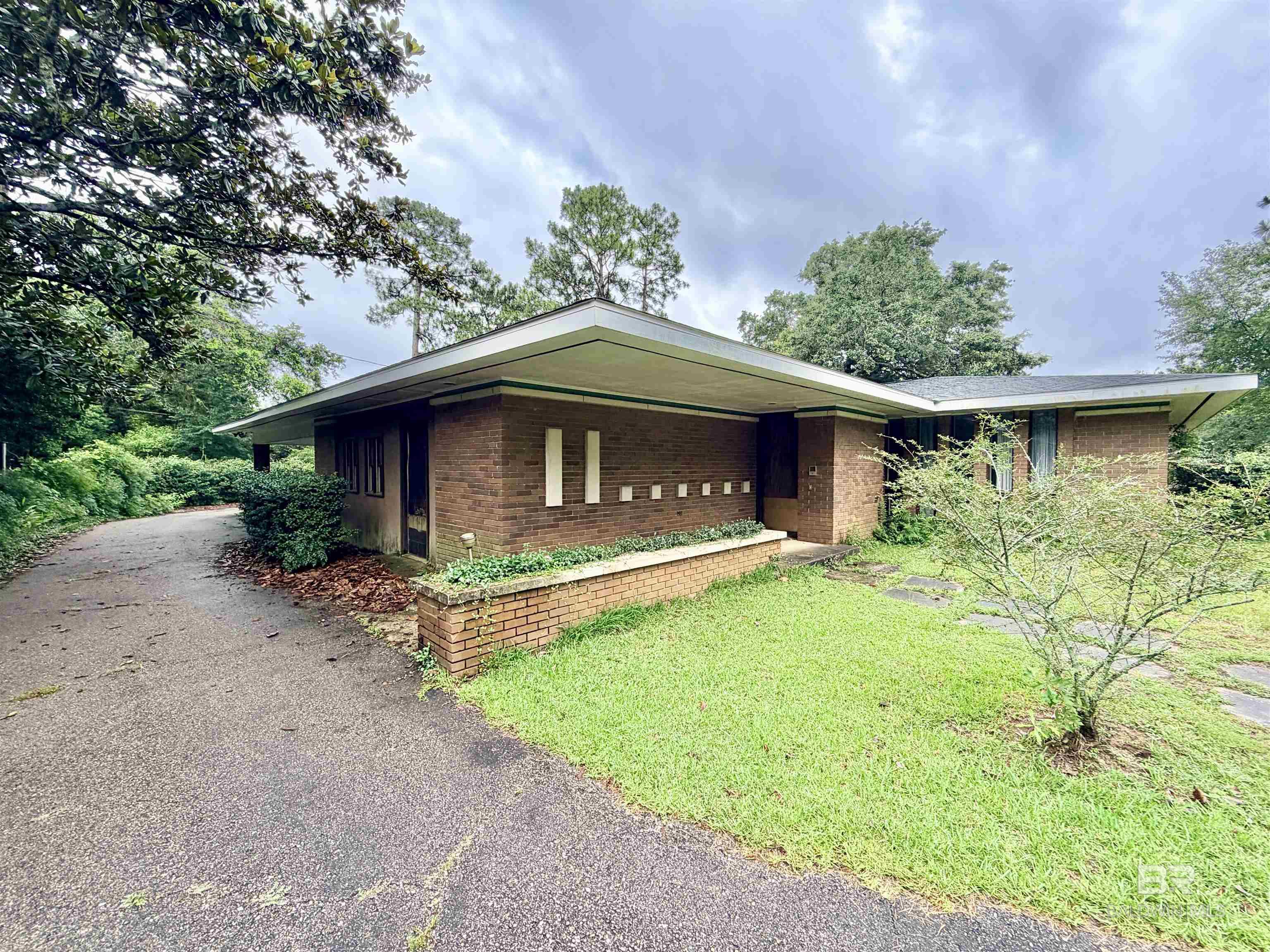 https://zimg.paragon.ice.com/ParagonImages/Property/PG/BCAR/398183/1/0/0/4128741073523d04478851a80e68fd2b/7/9634e7d2c1d1147d33d81acb9b466ec0/398183-7dc69df8-8a36-44a8-b712-cd9ae6b6f51e.JPG