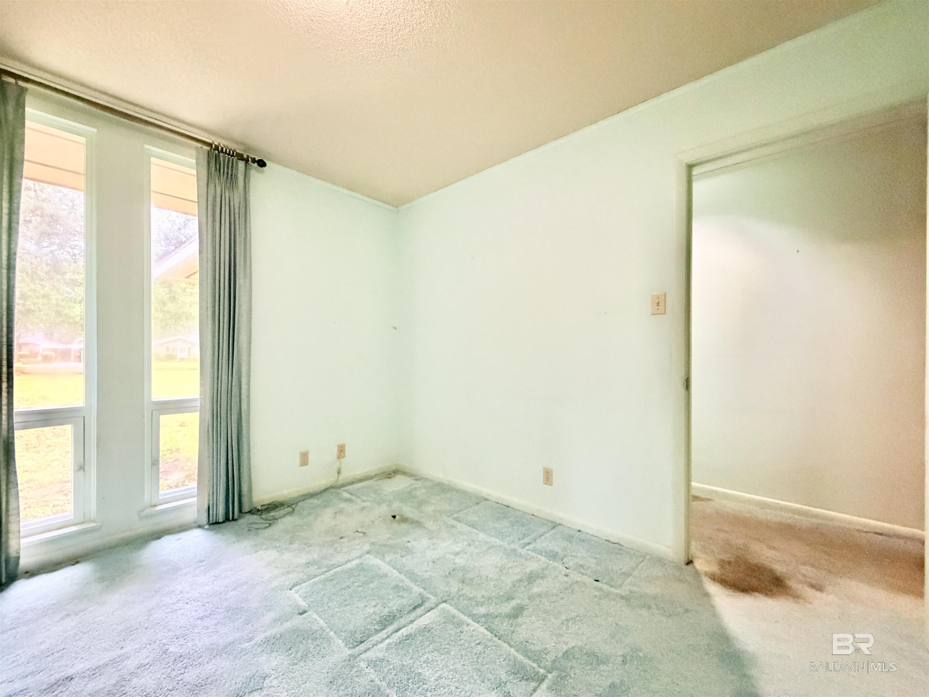 398183 | Photo 34