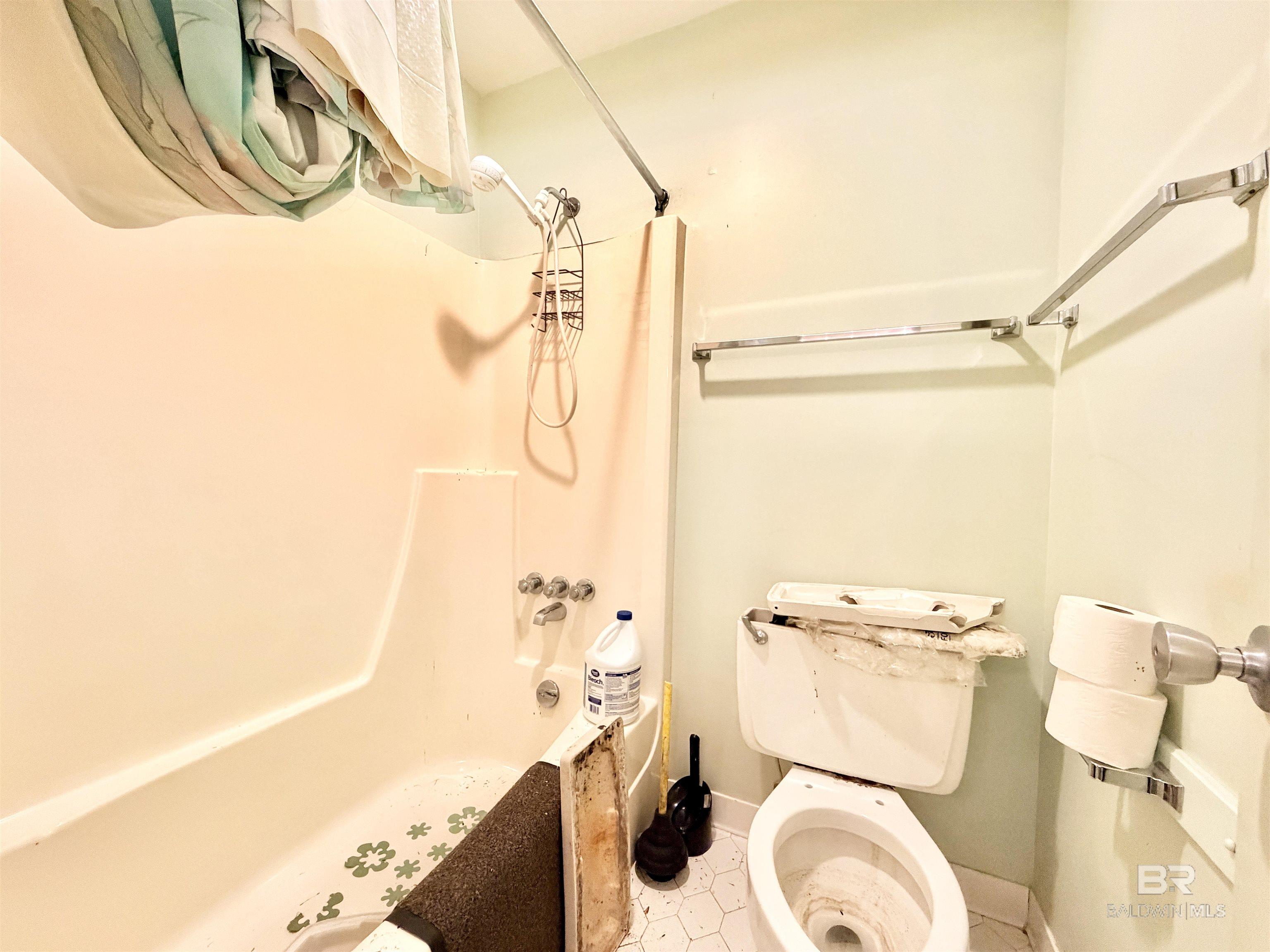 https://zimg.paragon.ice.com/ParagonImages/Property/PG/BCAR/398183/44/0/0/c01db1e65adae5b07860b697c646491a/7/9634e7d2c1d1147d33d81acb9b466ec0/398183-3e783f3b-dcfe-472f-84cf-632b1f35dd71.JPG