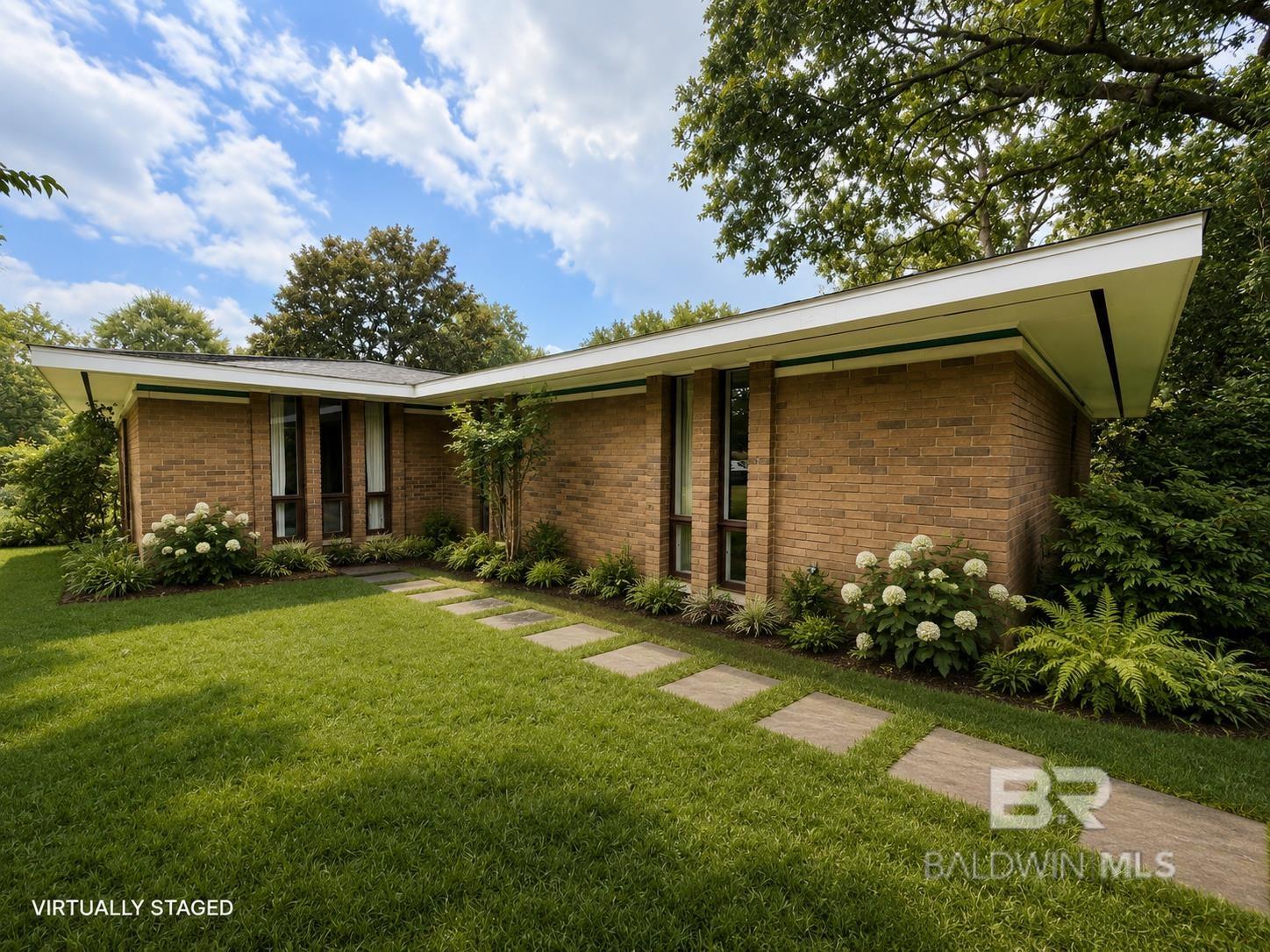 https://zimg.paragon.ice.com/ParagonImages/Property/PG/BCAR/398183/78/0/0/2b26115988430b806ad2f8201c3e087c/7/9634e7d2c1d1147d33d81acb9b466ec0/398183-a836d24e-ad56-4d2c-ad56-149d861ad951.JPG
