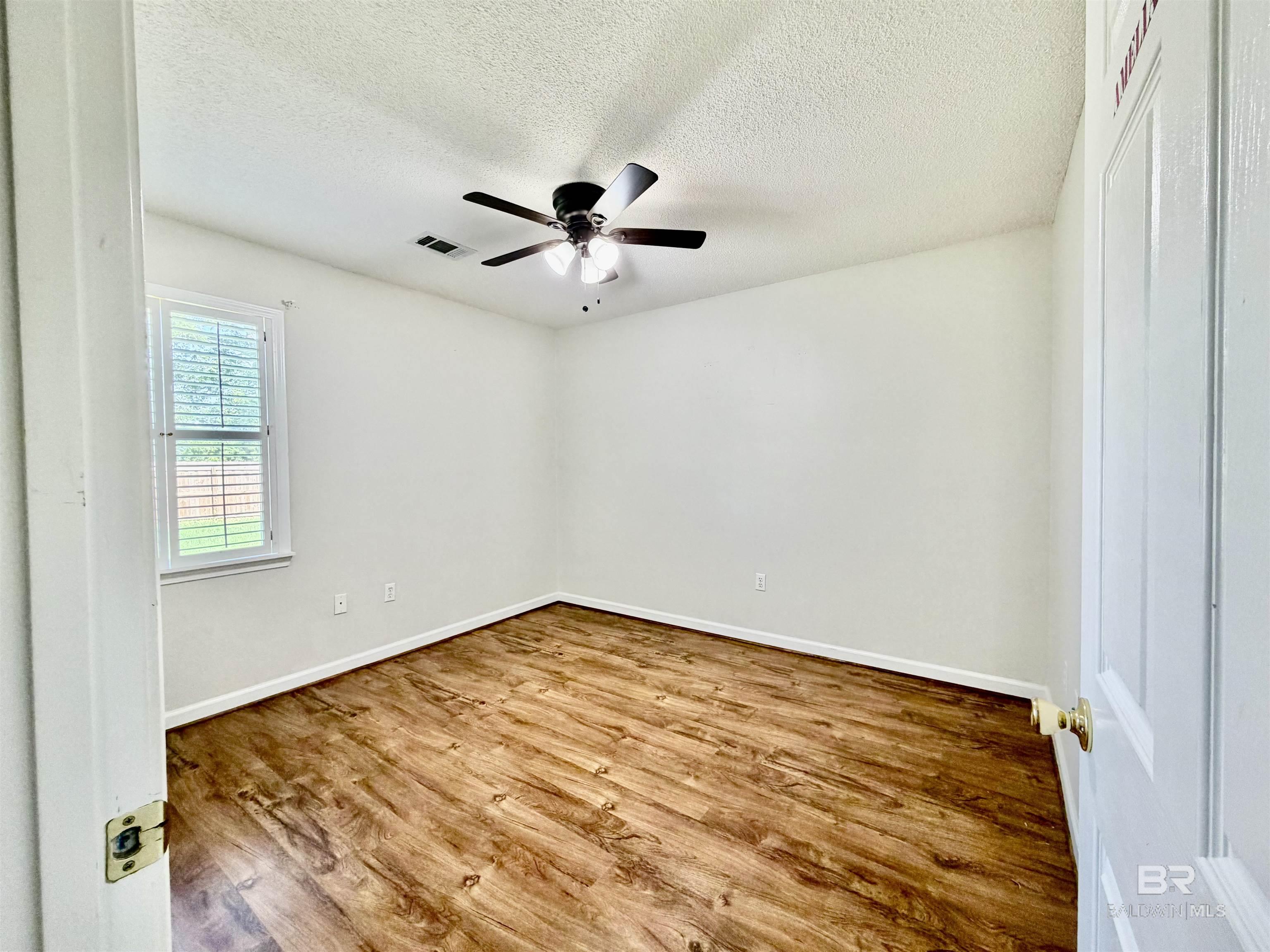 https://zimg.paragon.ice.com/ParagonImages/Property/PG/BCAR/398218/18/0/0/8f153246385fdebeea8eea89a808ec6d/7/63b4f396b01c1f78a8676302a9b780fa/398218-7c281357-c354-4f8f-910a-b20468144e9c.JPG