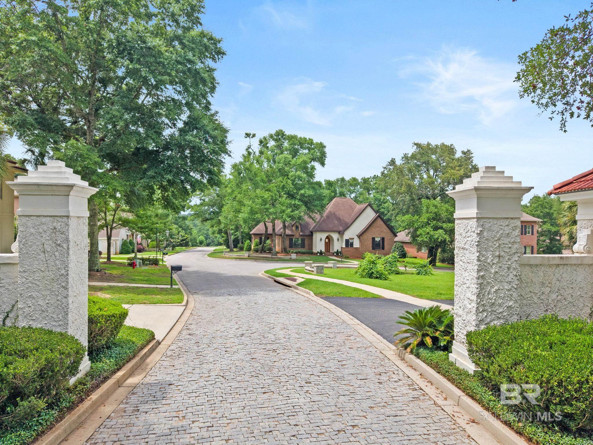 https://zimg.paragon.ice.com/ParagonImages/Property/PG/BCAR/398219/3/0/0/54edf7f836ee45bc186fdf53d8b2b377/7/c70f8fe282cec7abf085c77cf99d4fd9/398219-b286affa-f48b-4003-945c-b5491e421118.JPG