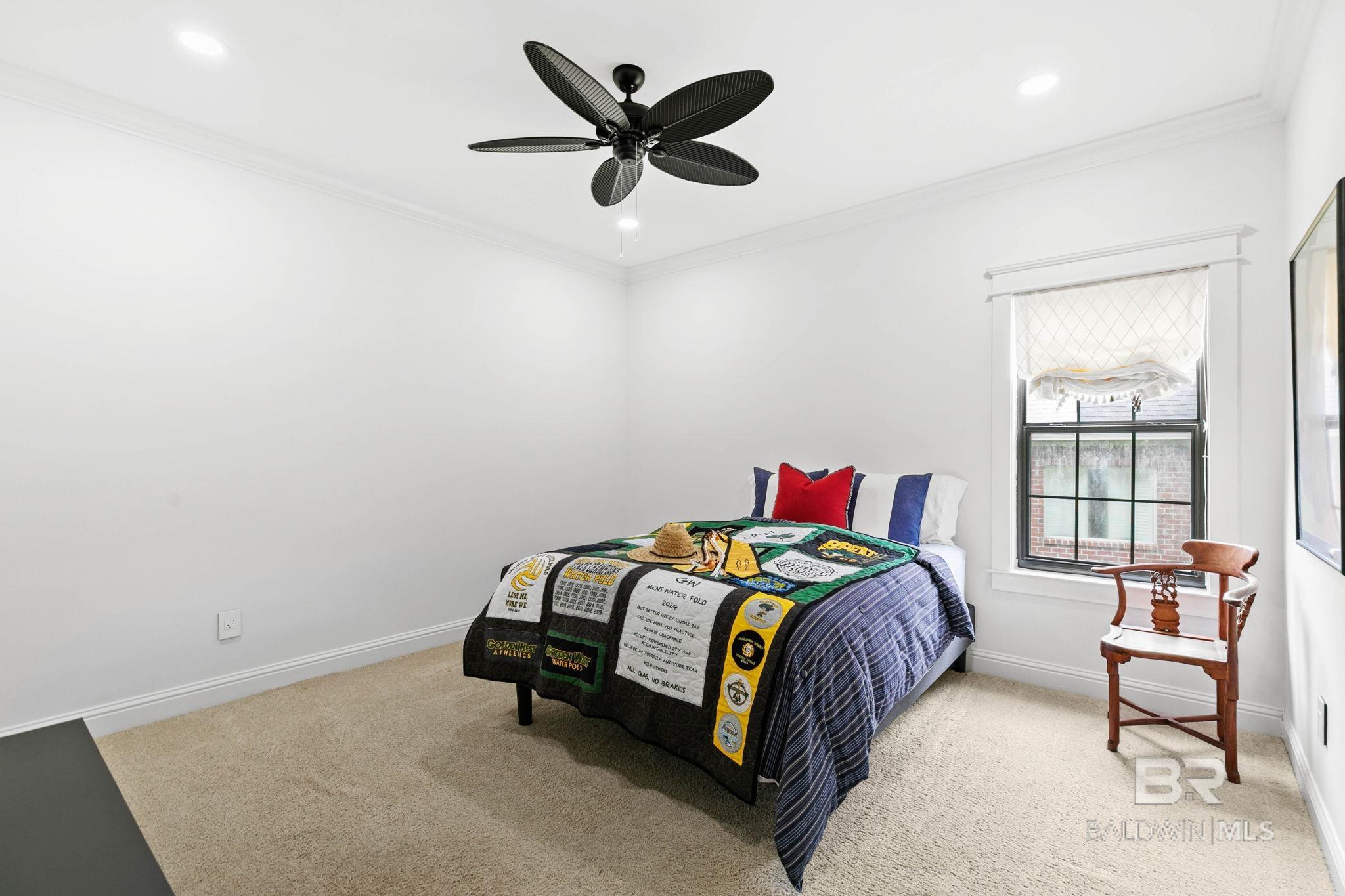 https://zimg.paragon.ice.com/ParagonImages/Property/PG/BCAR/398219/36/0/0/4bd0fa5d674e5a5cd2addeedff7e5aaf/7/c70f8fe282cec7abf085c77cf99d4fd9/398219-5cb43cbf-ef46-4b23-92ad-06eba1a89d24.JPG