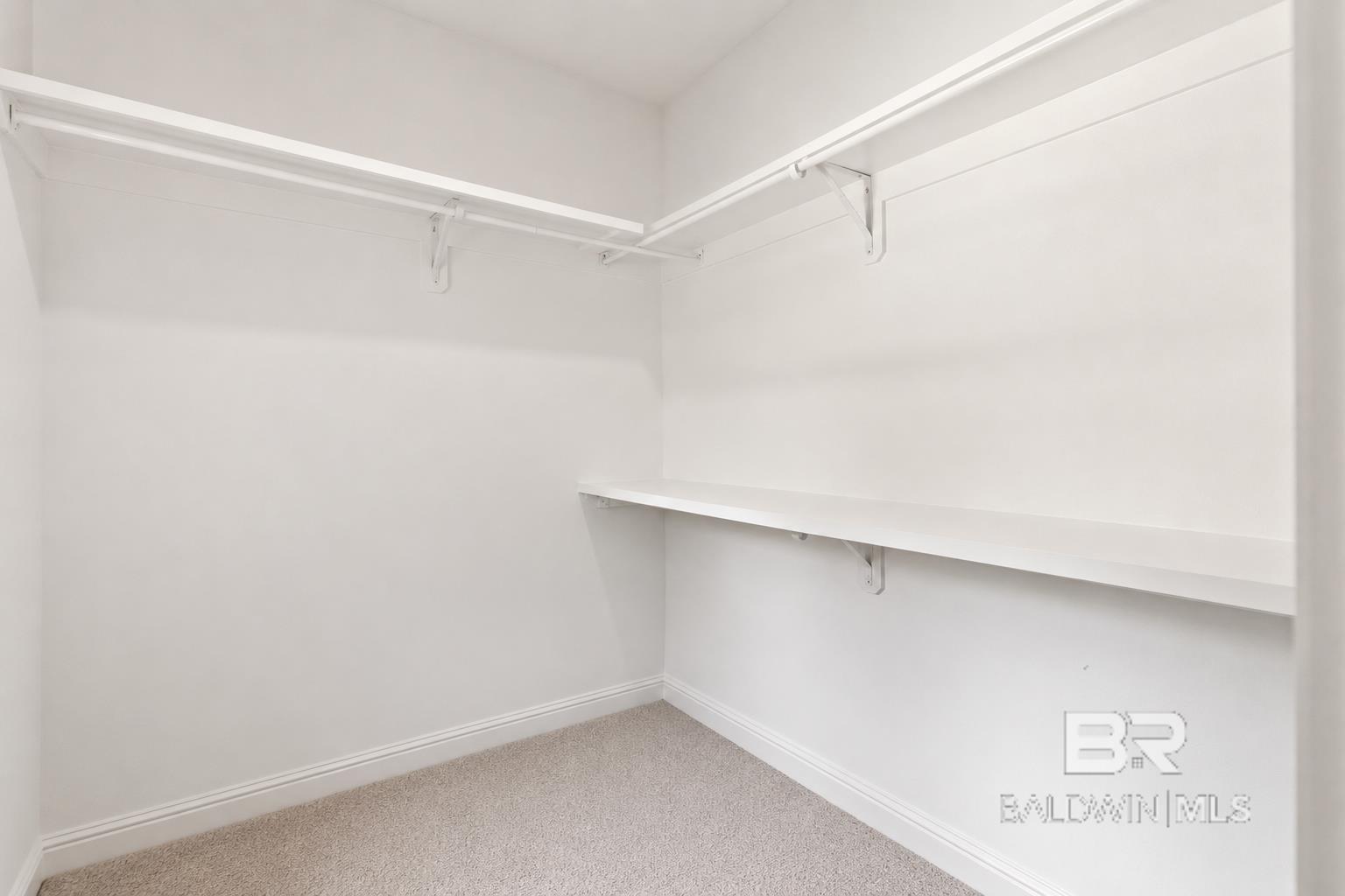 https://zimg.paragon.ice.com/ParagonImages/Property/PG/BCAR/398219/37/0/0/380d06a112a9d12cc1299c29a232fda1/7/c70f8fe282cec7abf085c77cf99d4fd9/398219-a6be5662-218b-4ab2-b3aa-58bc5143b18d.JPG