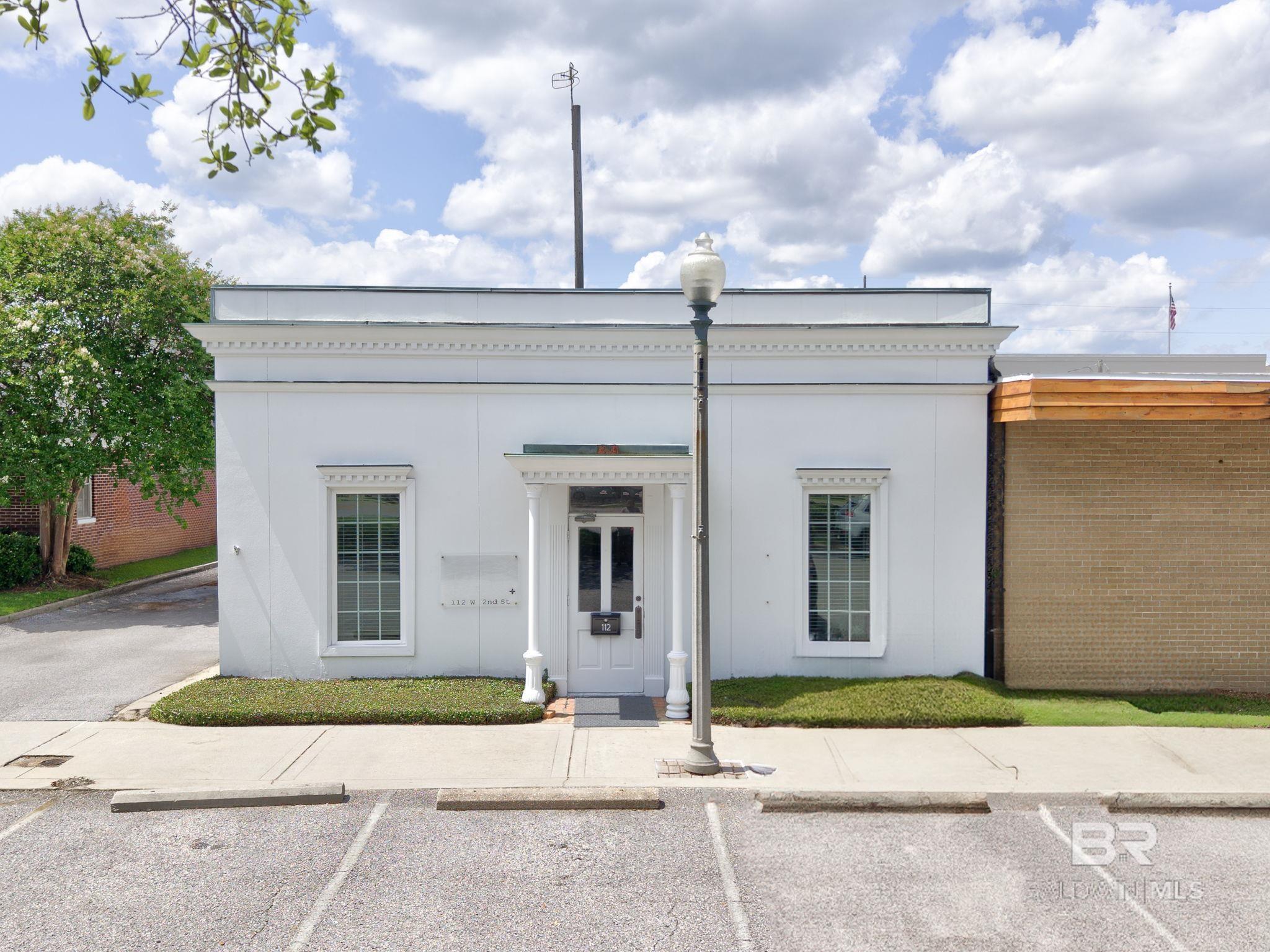 112 W 2nd Street