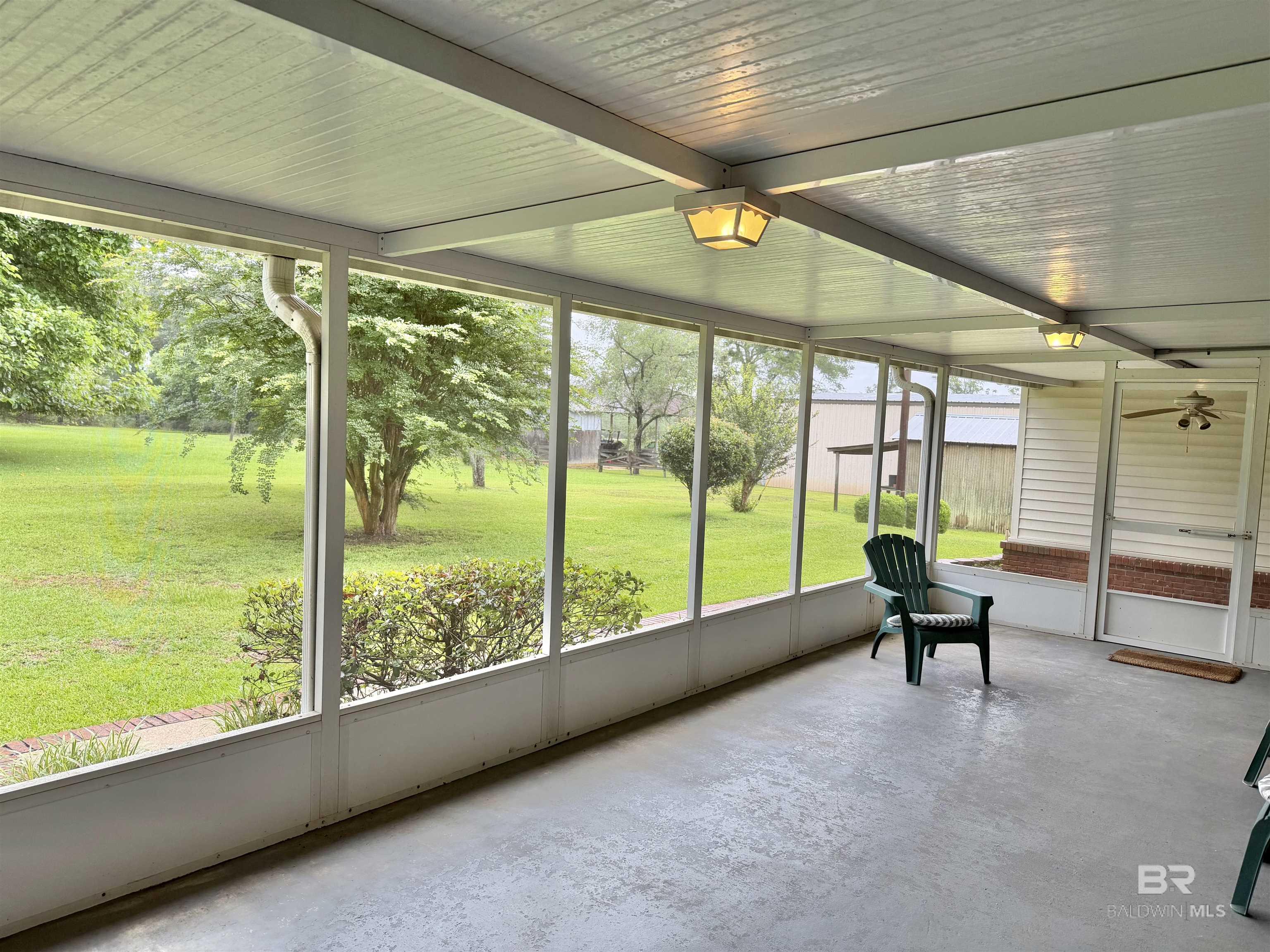 https://zimg.paragon.ice.com/ParagonImages/Property/PG/BCAR/398224/39/0/0/de22dbfc040fb43c767a889ec81d6d3c/7/d327cdf6e7b21a5101195d582b920d9d/398224-32e188c6-aab0-4f20-99b5-191febf50555.JPG