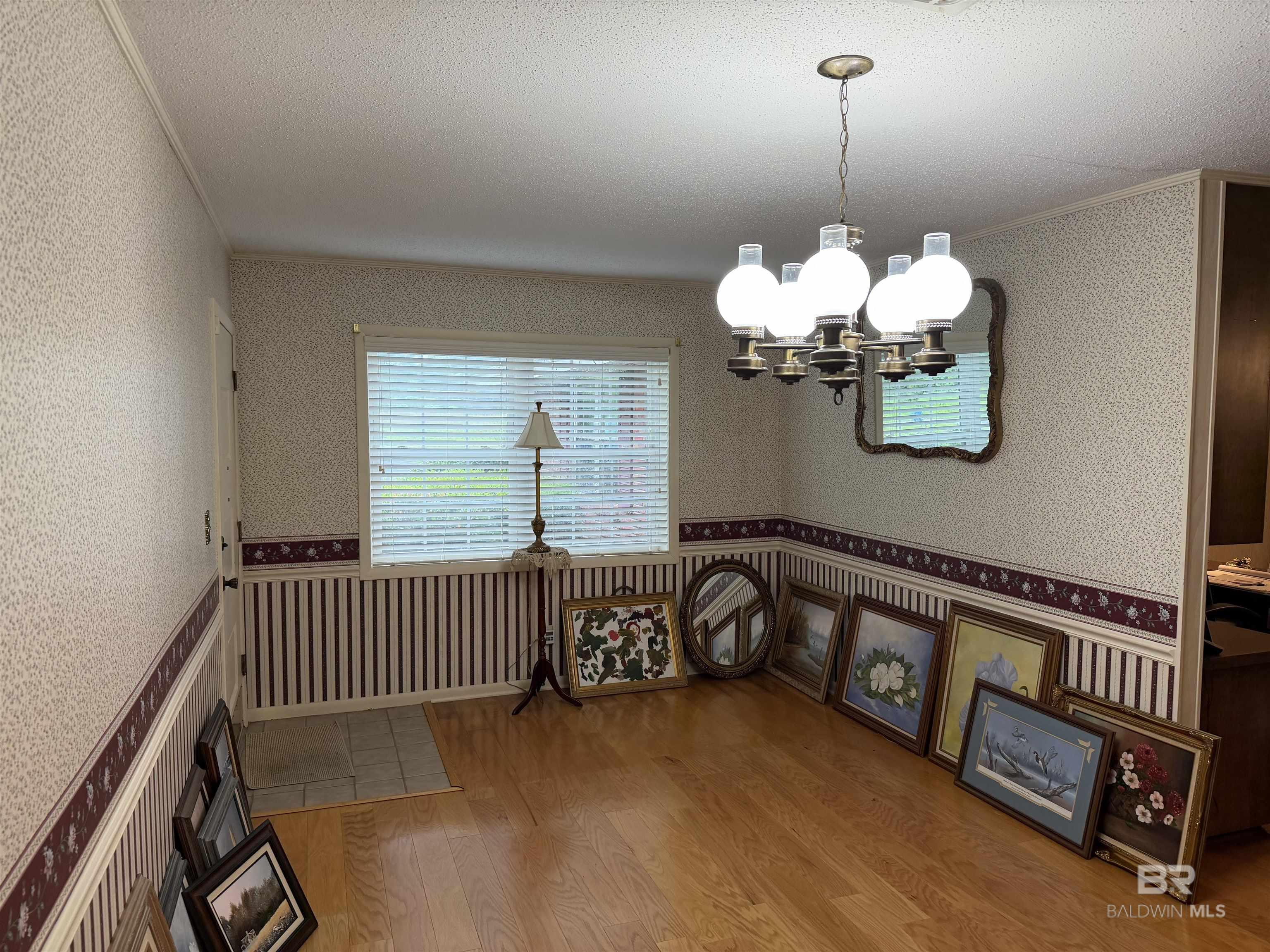 https://zimg.paragon.ice.com/ParagonImages/Property/PG/BCAR/398224/4/0/0/f87c740cb08650df11380fef2d972f1e/7/d327cdf6e7b21a5101195d582b920d9d/398224-05a8cf6d-7dc1-491f-b5e7-808f05d8be08.JPG