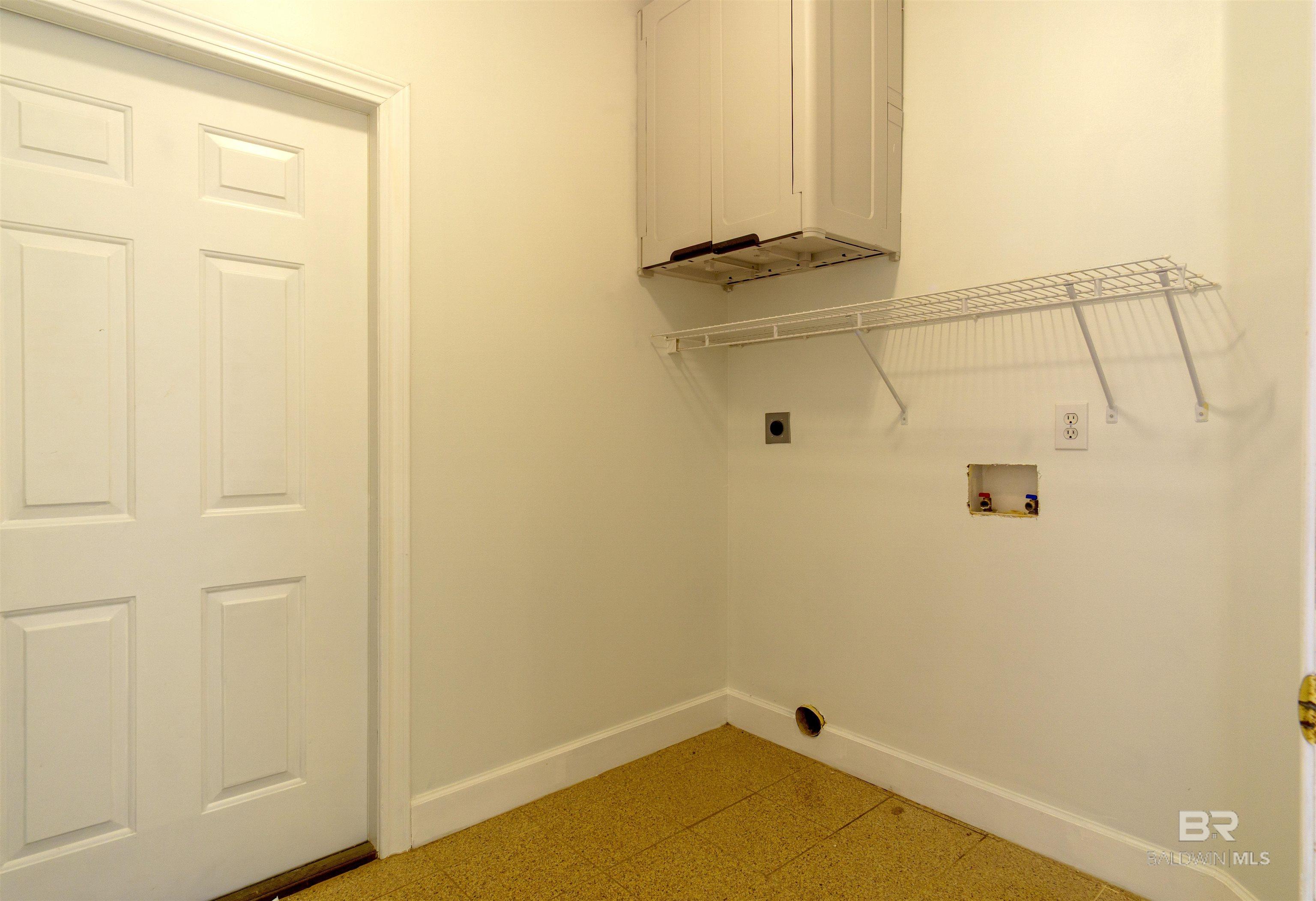 398225 | Photo 14