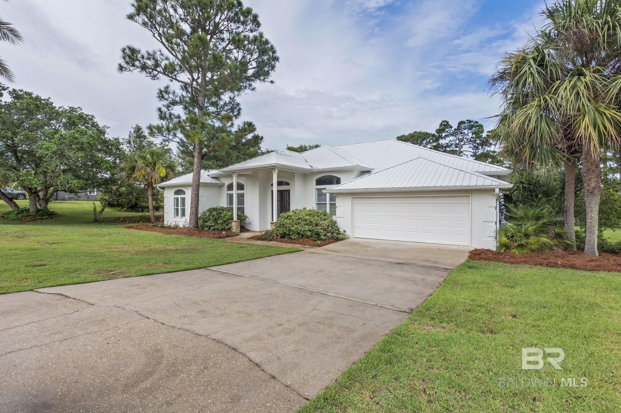 https://zimg.paragon.ice.com/ParagonImages/Property/PG/BCAR/398226/2/0/0/55307f4eb352b54c632350e03b08ce78/7/0b5e4f9fb51f416475fda1a0b2b5b725/398226-1e962935-7f75-4e20-bdfd-db281510e0a1.JPG