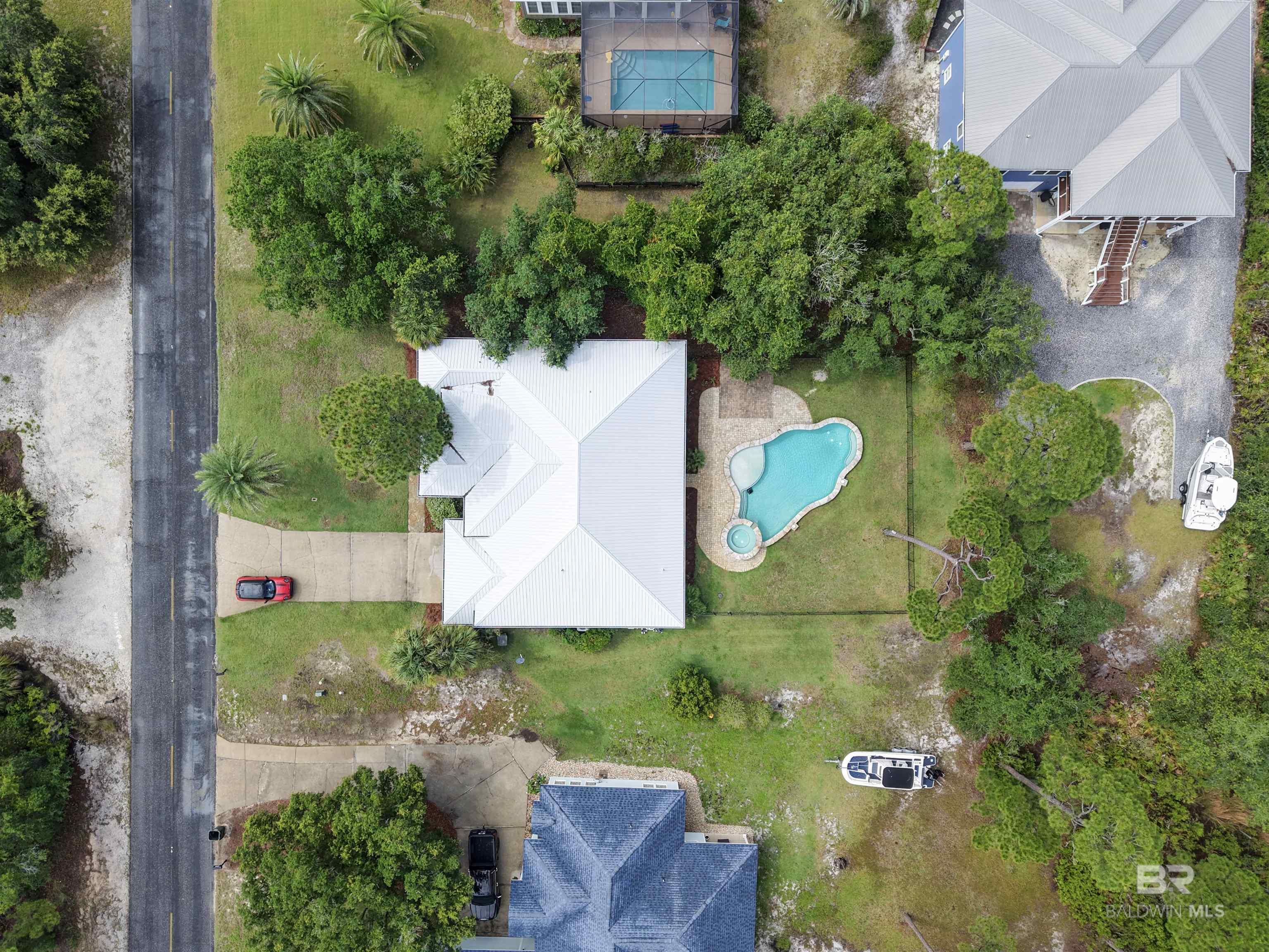 https://zimg.paragon.ice.com/ParagonImages/Property/PG/BCAR/398226/33/0/0/a2ba21252bca2f869018c2ed72e38f3a/7/0b5e4f9fb51f416475fda1a0b2b5b725/398226-197b187b-dbb7-4243-9057-e5a5f1b6fc84.JPG