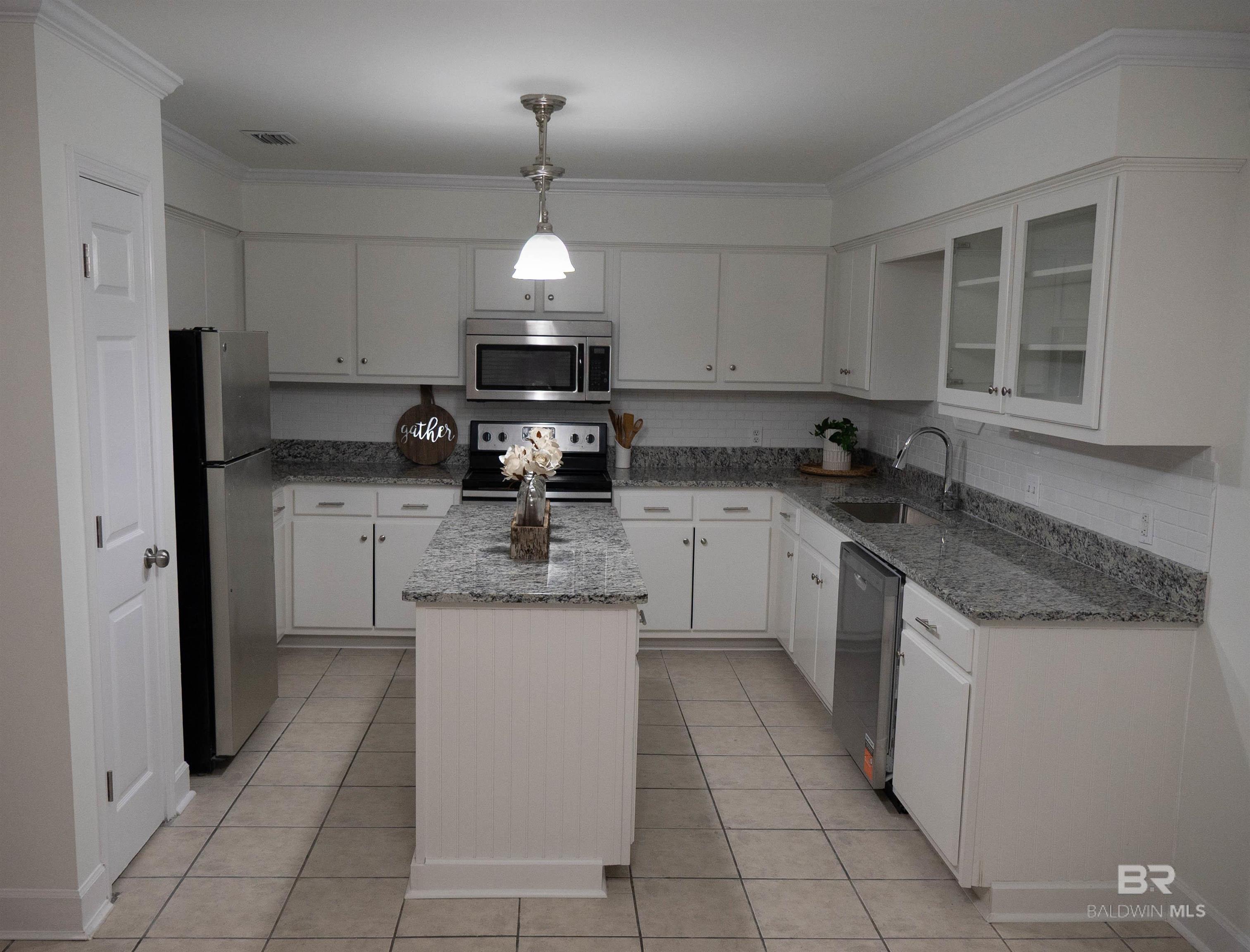 398231 | Photo 8