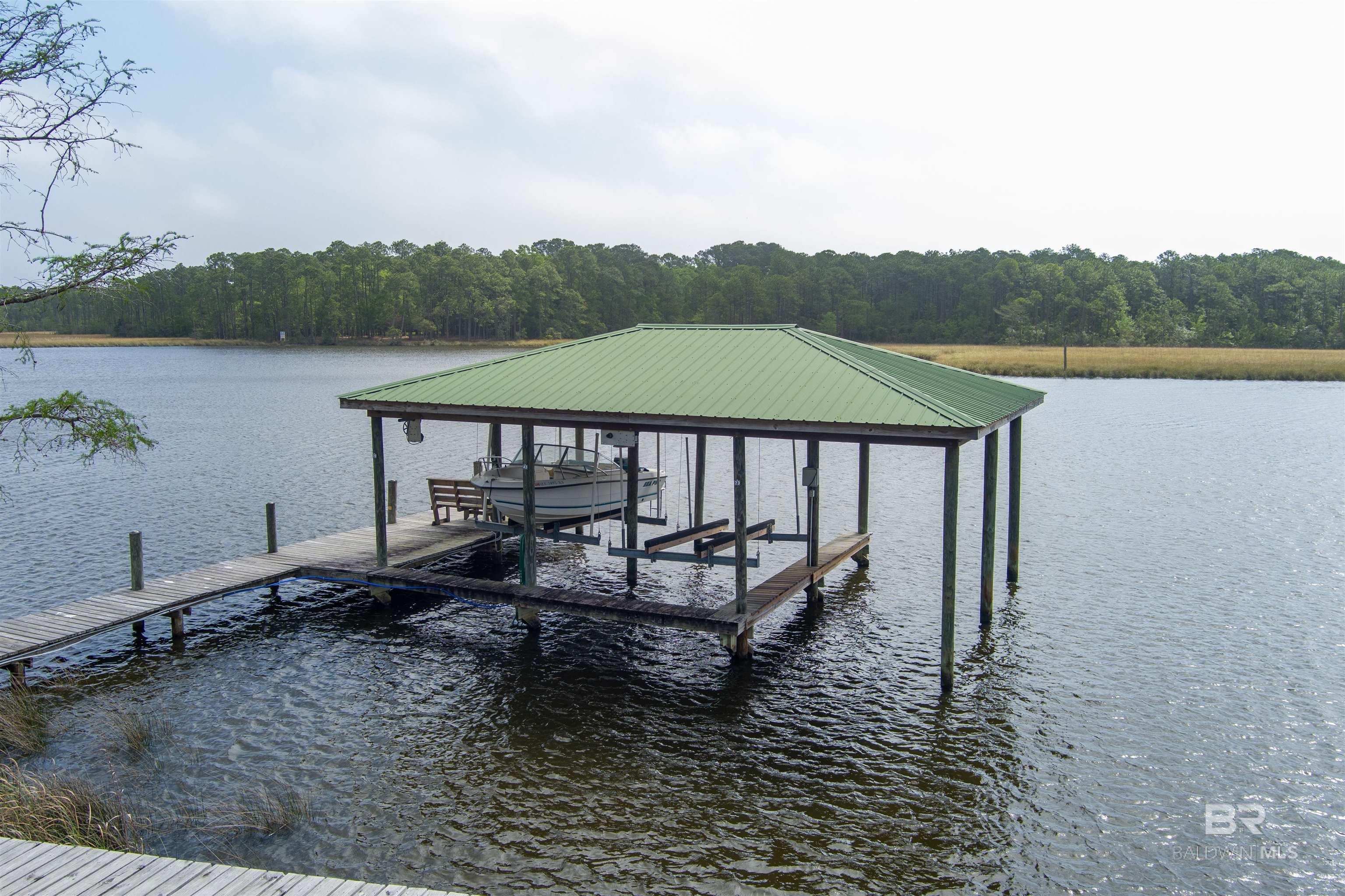 398240 | Photo 22