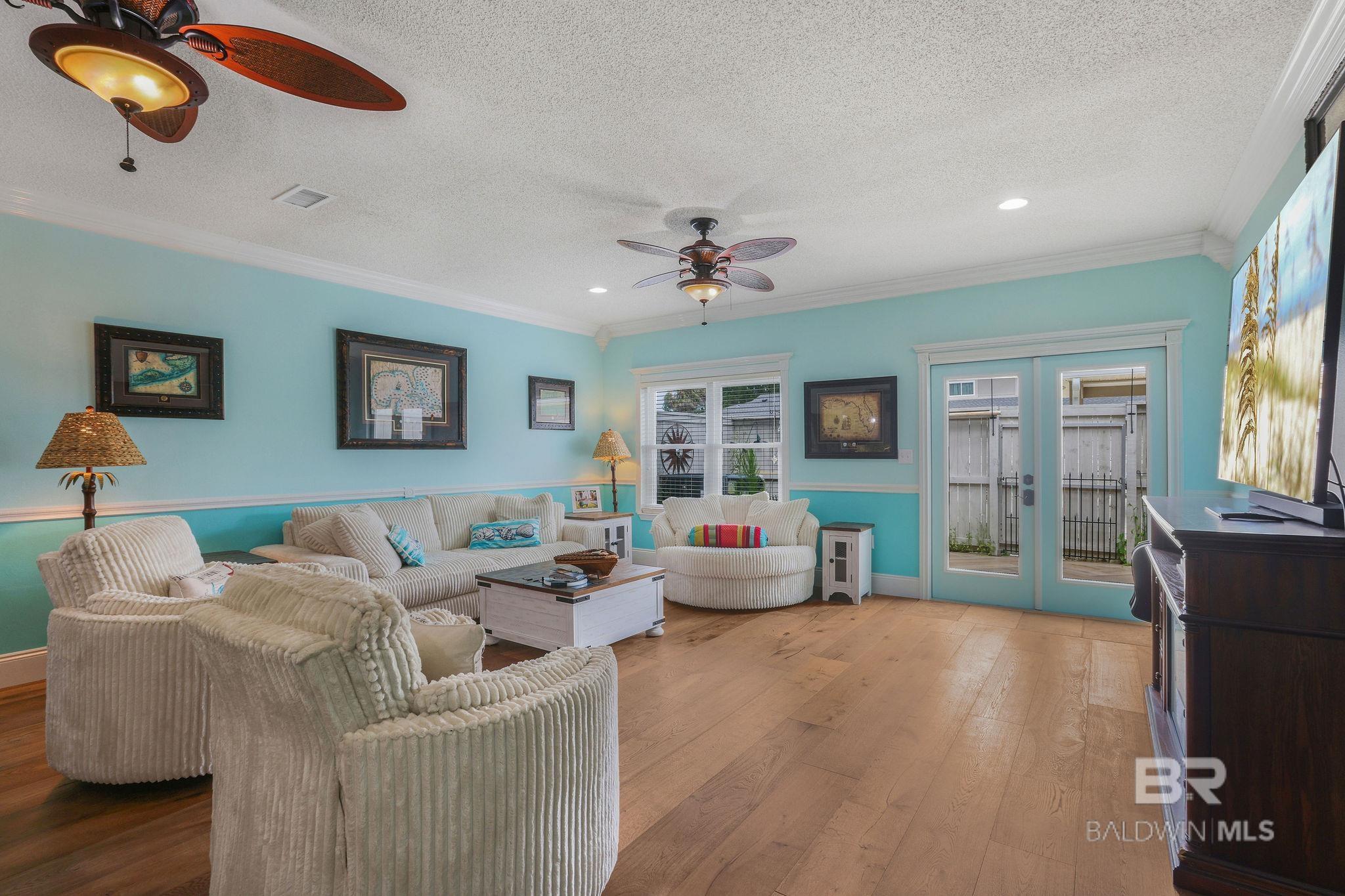 https://zimg.paragon.ice.com/ParagonImages/Property/PG/BCAR/398242/18/0/0/43c219d4746535c7b4c02cd5d2f44e8d/7/86035574ef24f5dc6e3fc0b249f7df89/398242-1ba21730-d9e0-4288-90b9-390e58f1af11.JPG