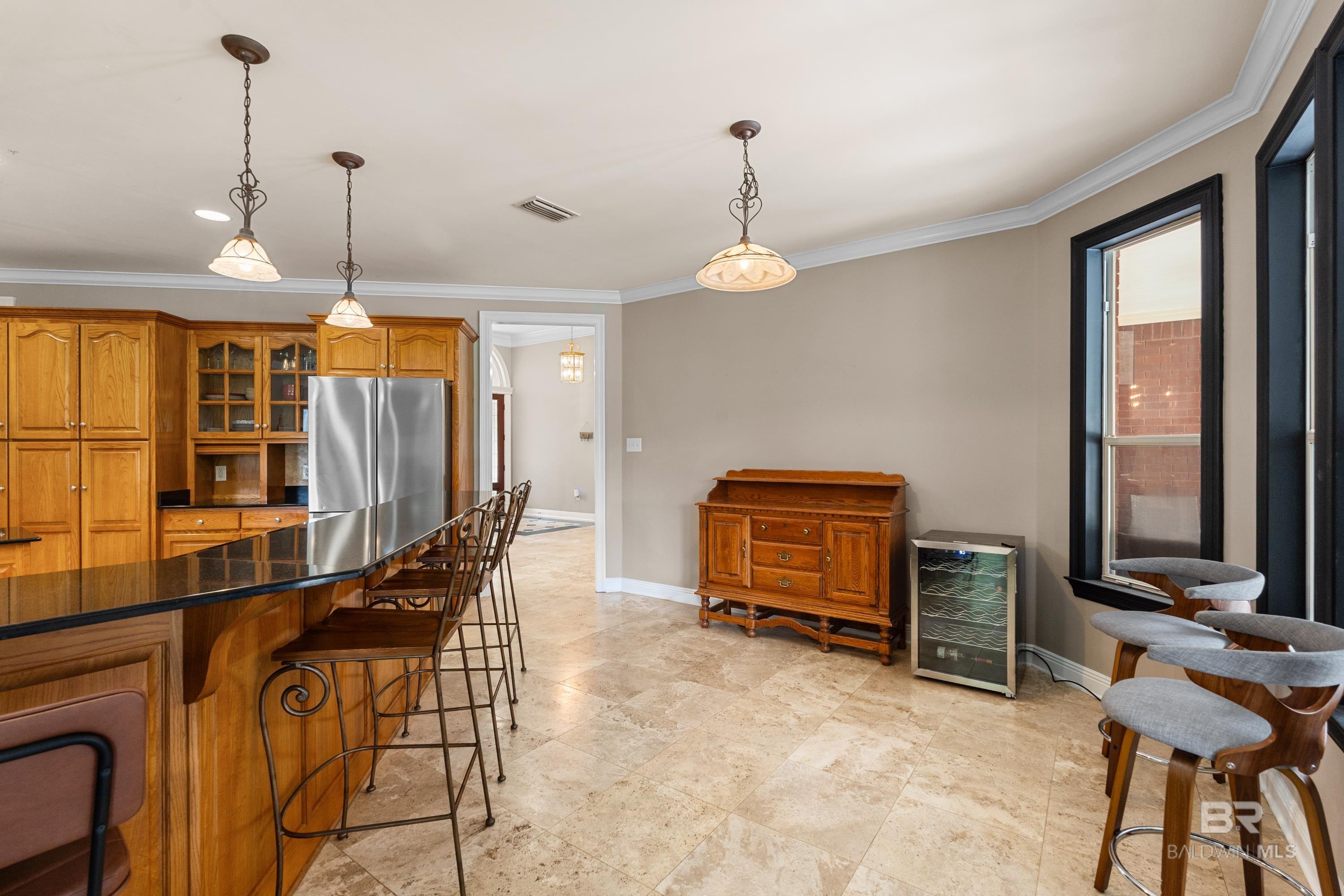 https://zimg.paragon.ice.com/ParagonImages/Property/PG/BCAR/398247/12/0/0/03e10a13aa7ba9cc7b90b88e9cff488c/7/c7b79246a5eac5ab028c910727268fdf/398247-6d0eb63a-99c5-418f-82ef-0af47def2fdc.JPG